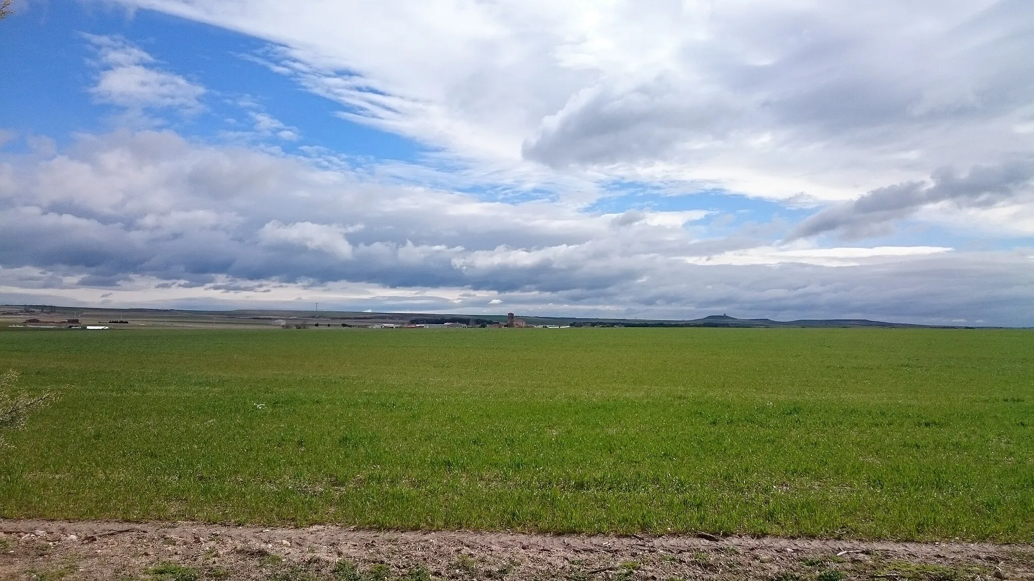 Photo showing: Vista de la localidad de Bocigas (Valladolid) desde el cementerio