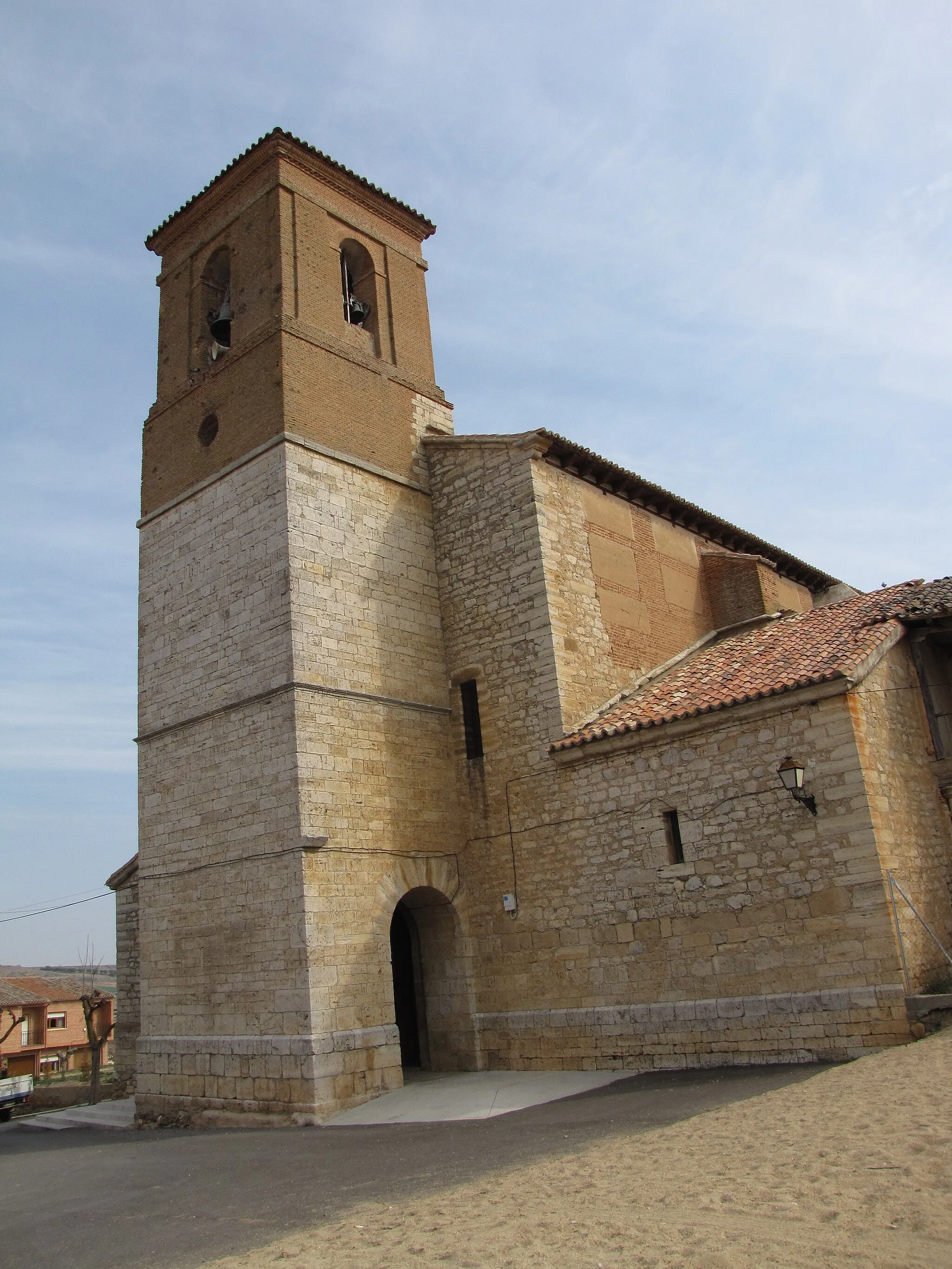 Photo showing: Iglesia parroquial - Vista general 3