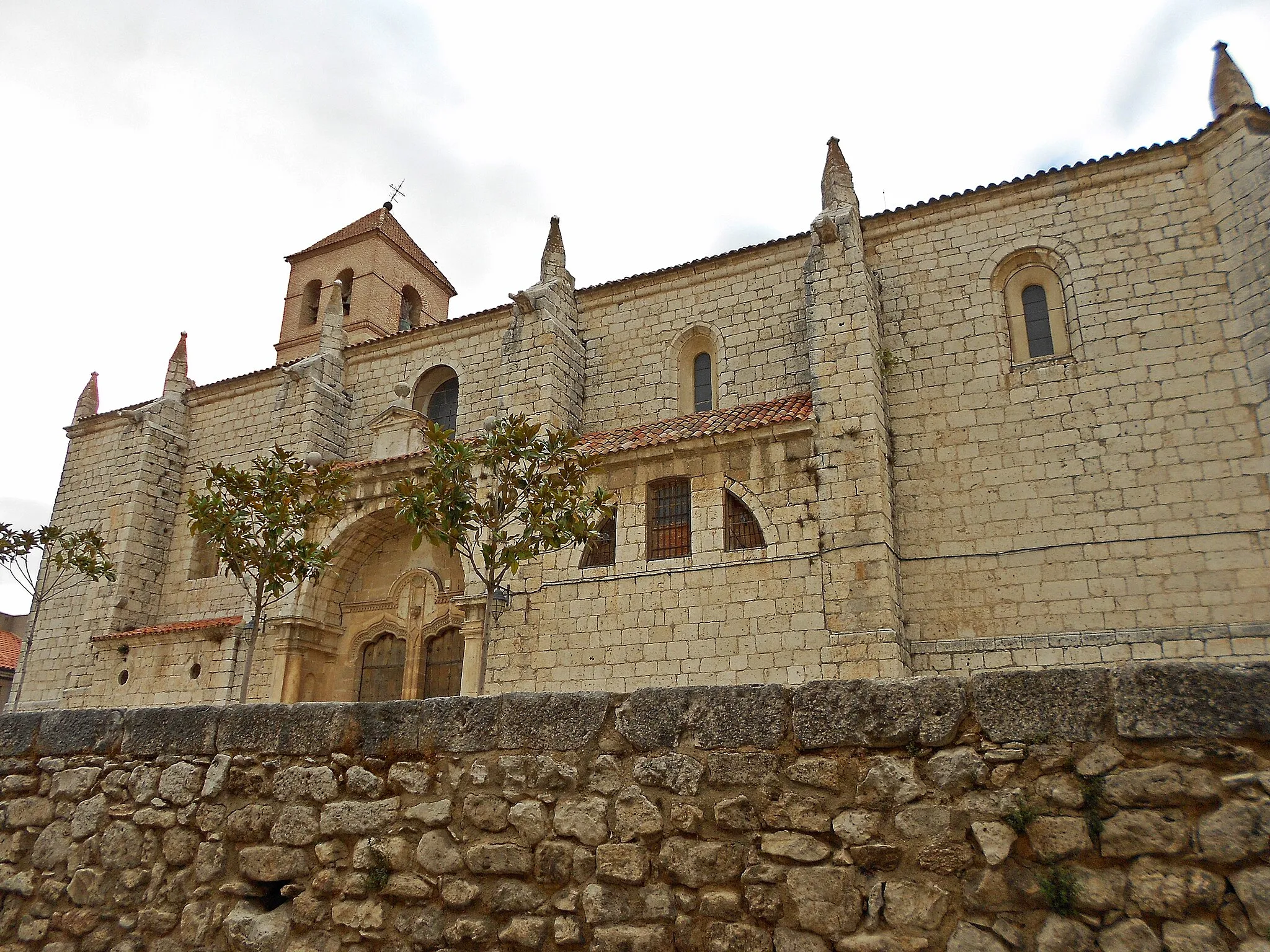 Photo showing: Iglesia de El Salvador