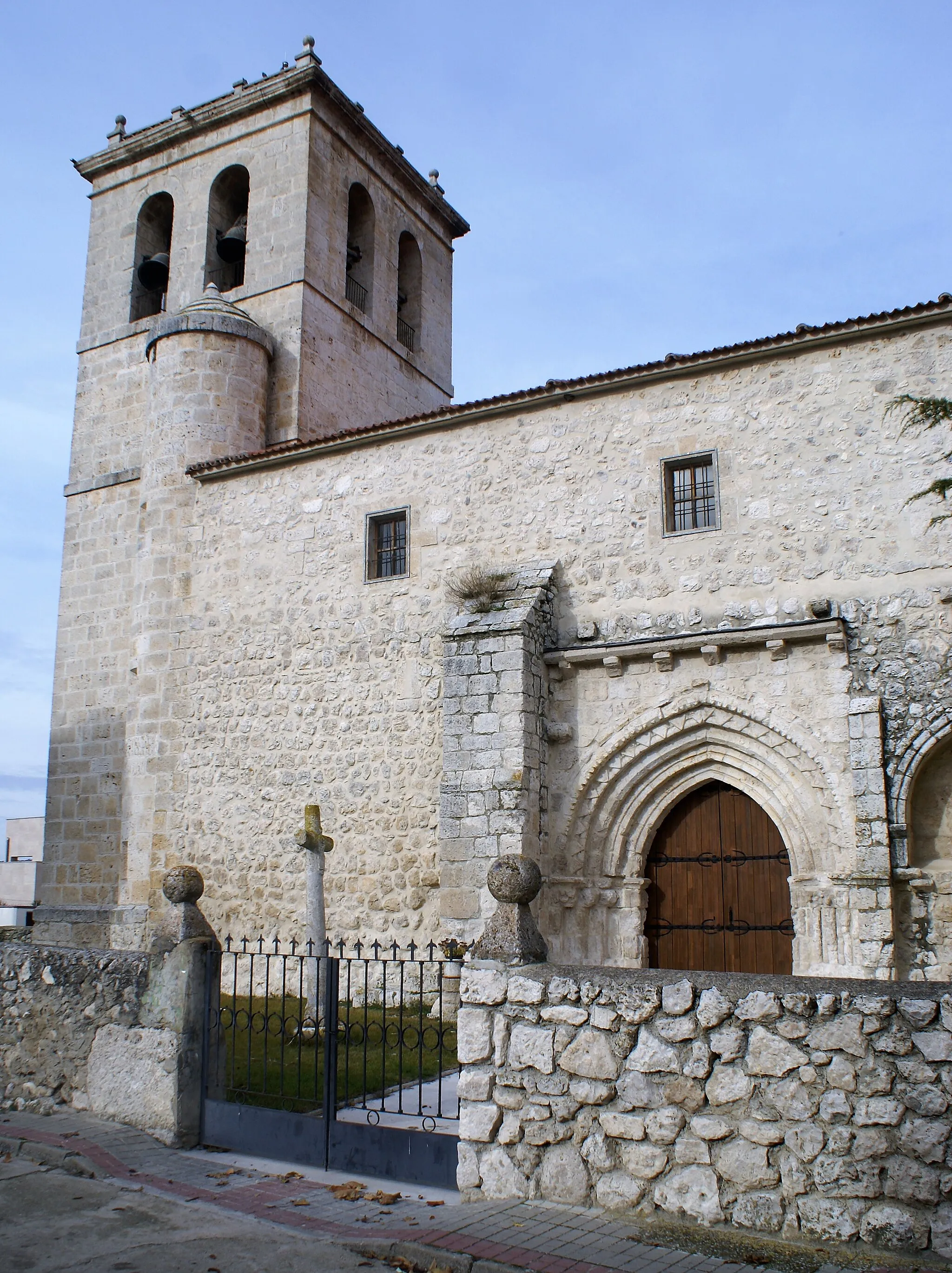 Photo showing: Church of St. Martin of Tours, Cogeces de Íscar, Valladolid, Spain.