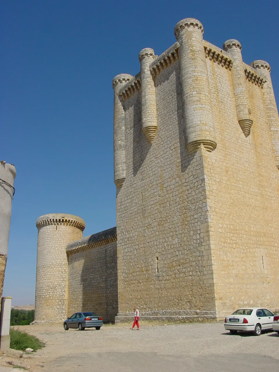 Photo showing: Castillo de Torrelobatón en la provincia de Valladolid en España.