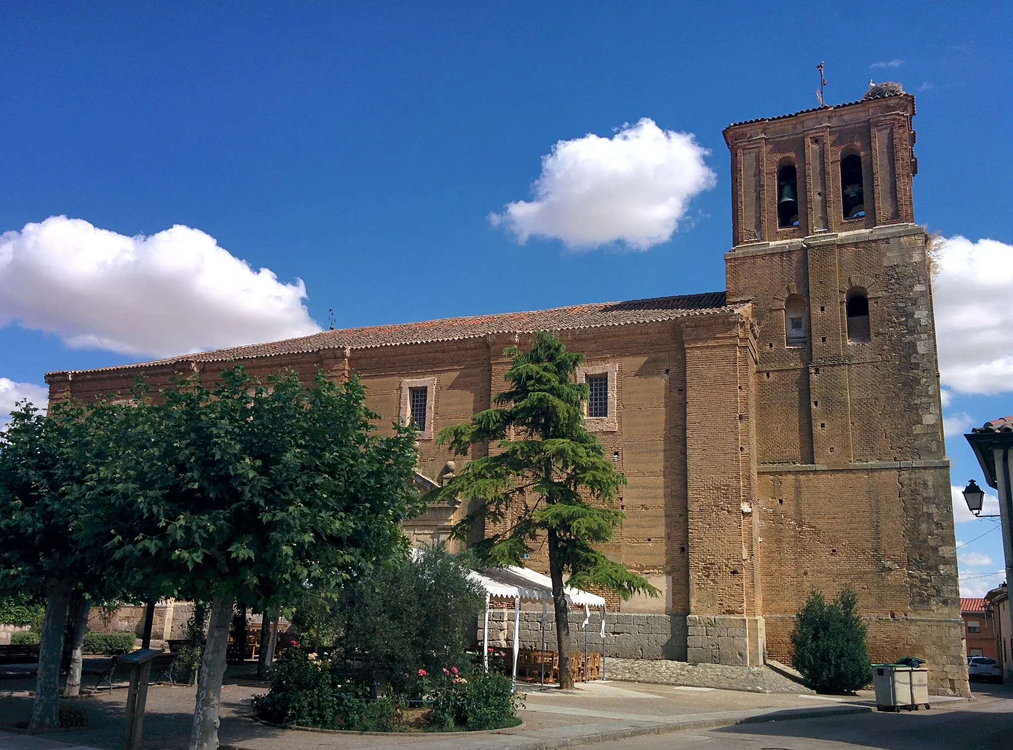 Photo showing: Iglesia del Salvador, en Herrín de Campos (Valladolid, España).