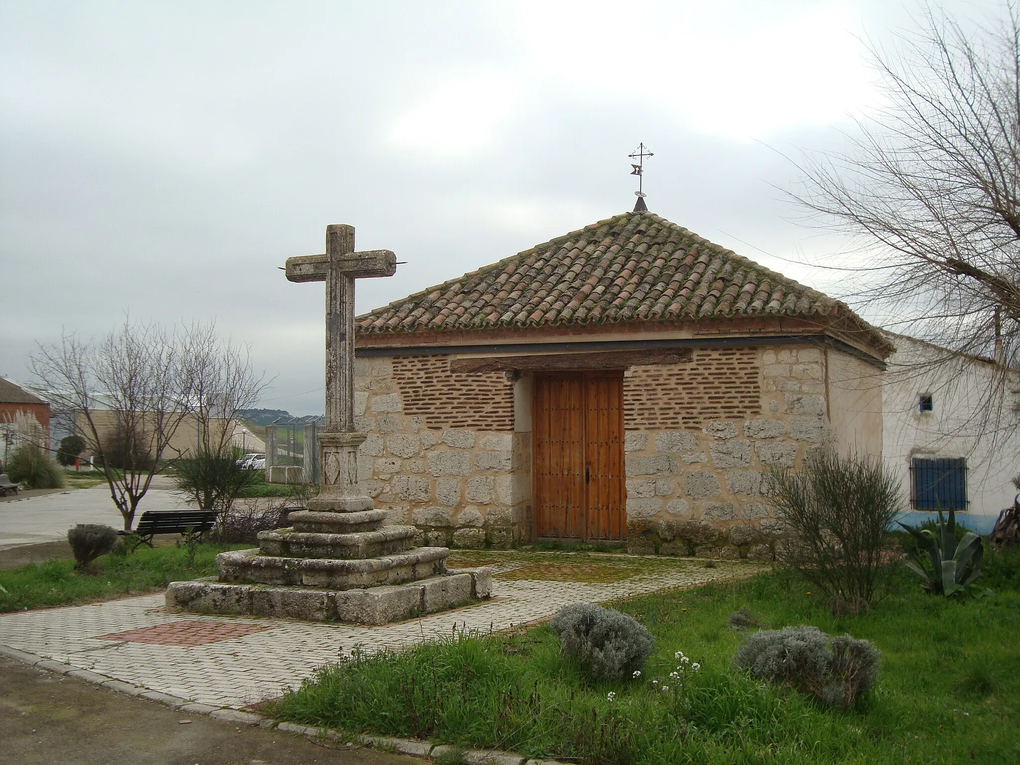 Photo showing: Ermita del Ceriso del Humilladero, en el casco urbano de Velliza (Valladolid).