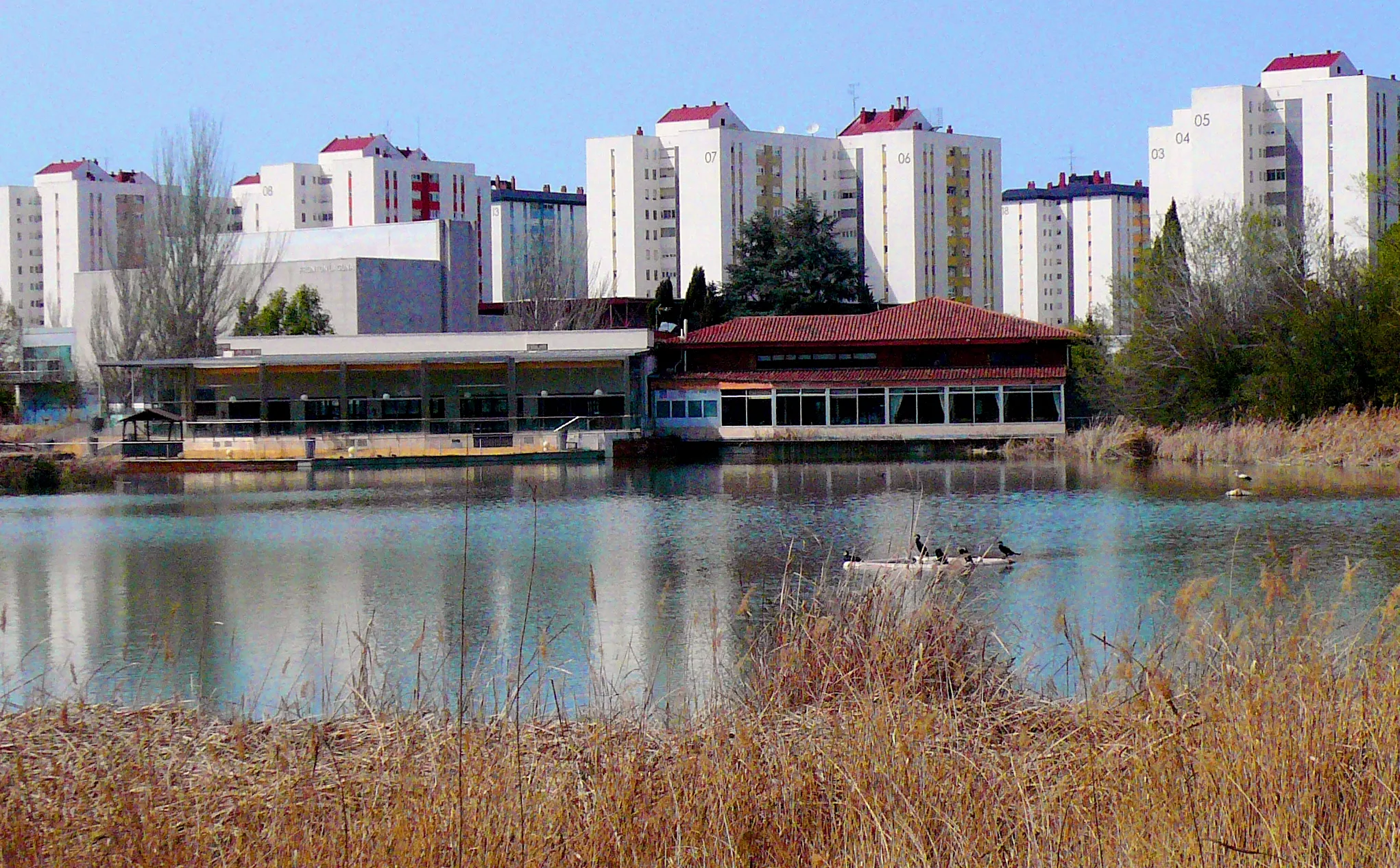 Photo showing: Laguna y Urbanización Torrelago (Laguna de Duero, Valladolid)