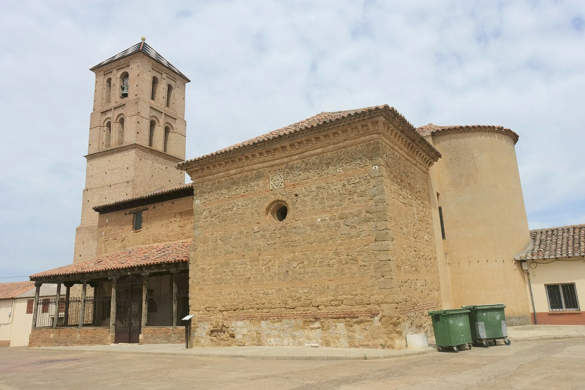 Photo showing: Iglesia de Santa María de Arbas, Mayorga (Valladolid, España).