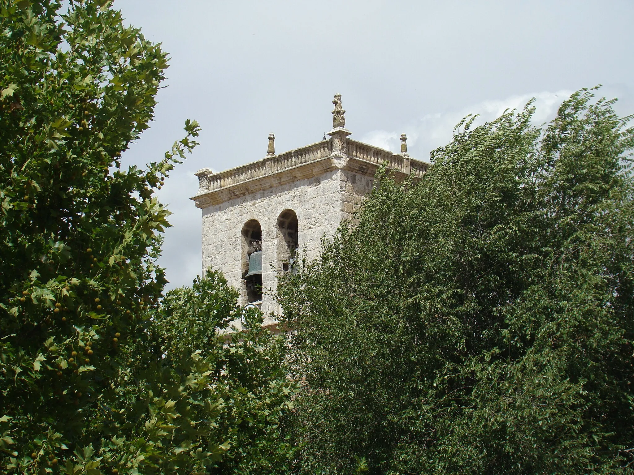 Photo showing: La Pedraja de Portillo en la provincia de Valladolid (España). Torre de la iglesia de la Asunción.