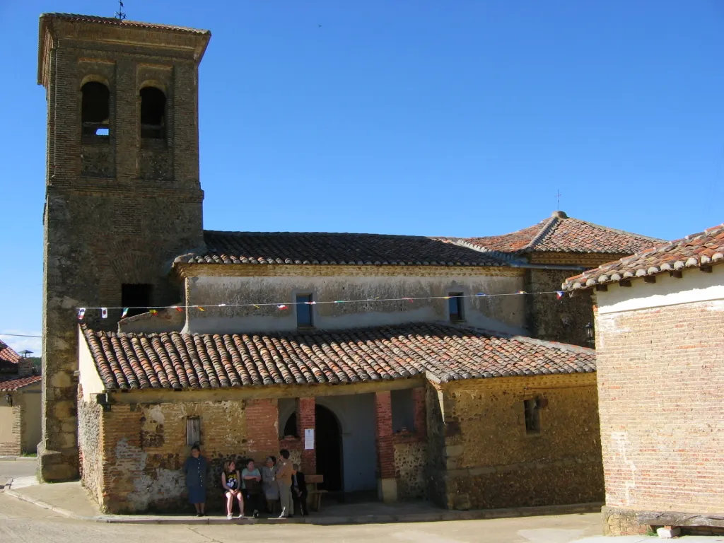 Photo showing: Iglesia de Valenoso.