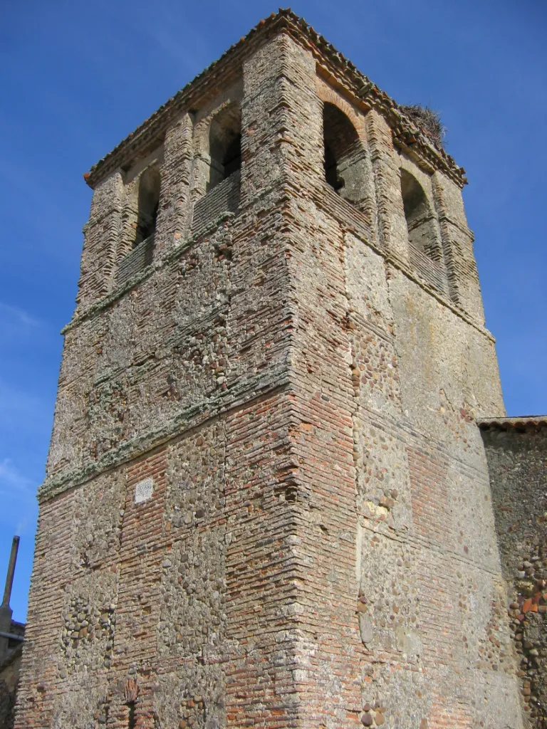 Photo showing: Church of Saint Michael in Valcabadillo (Palencia, Castile and León).