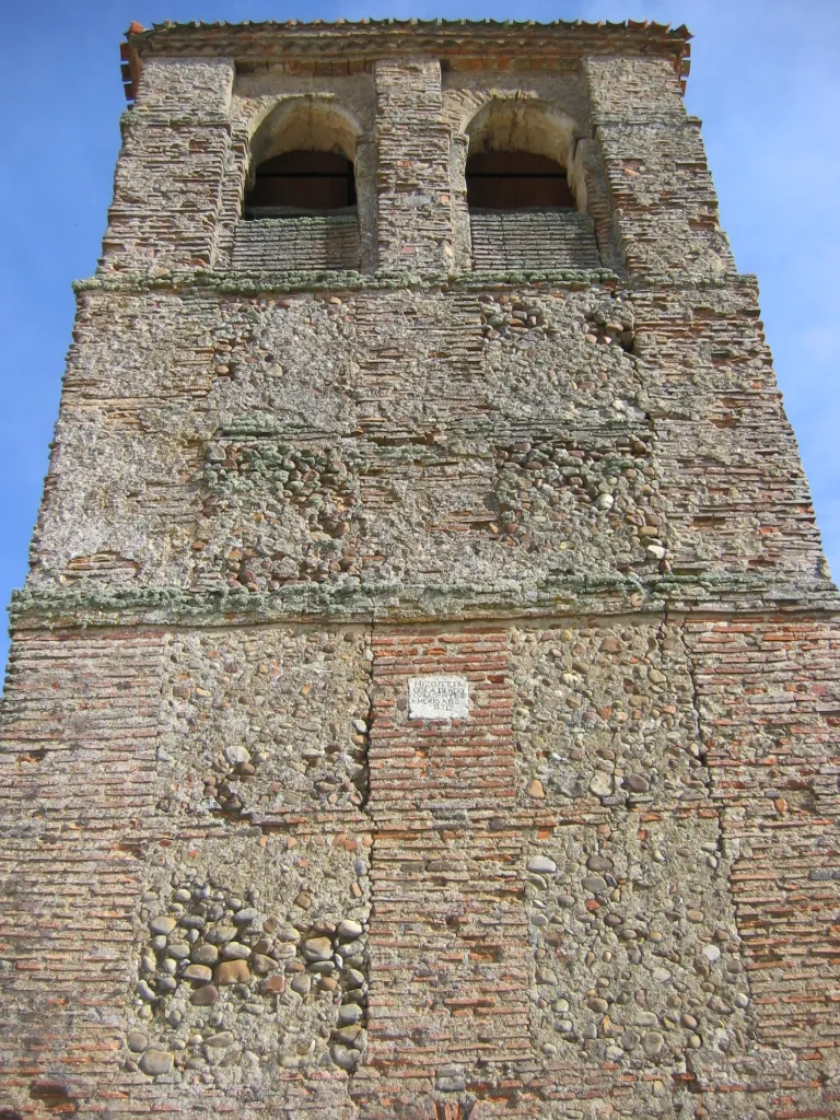 Photo showing: Church of Saint Michael in Valcabadillo (Palencia, Castile and León).