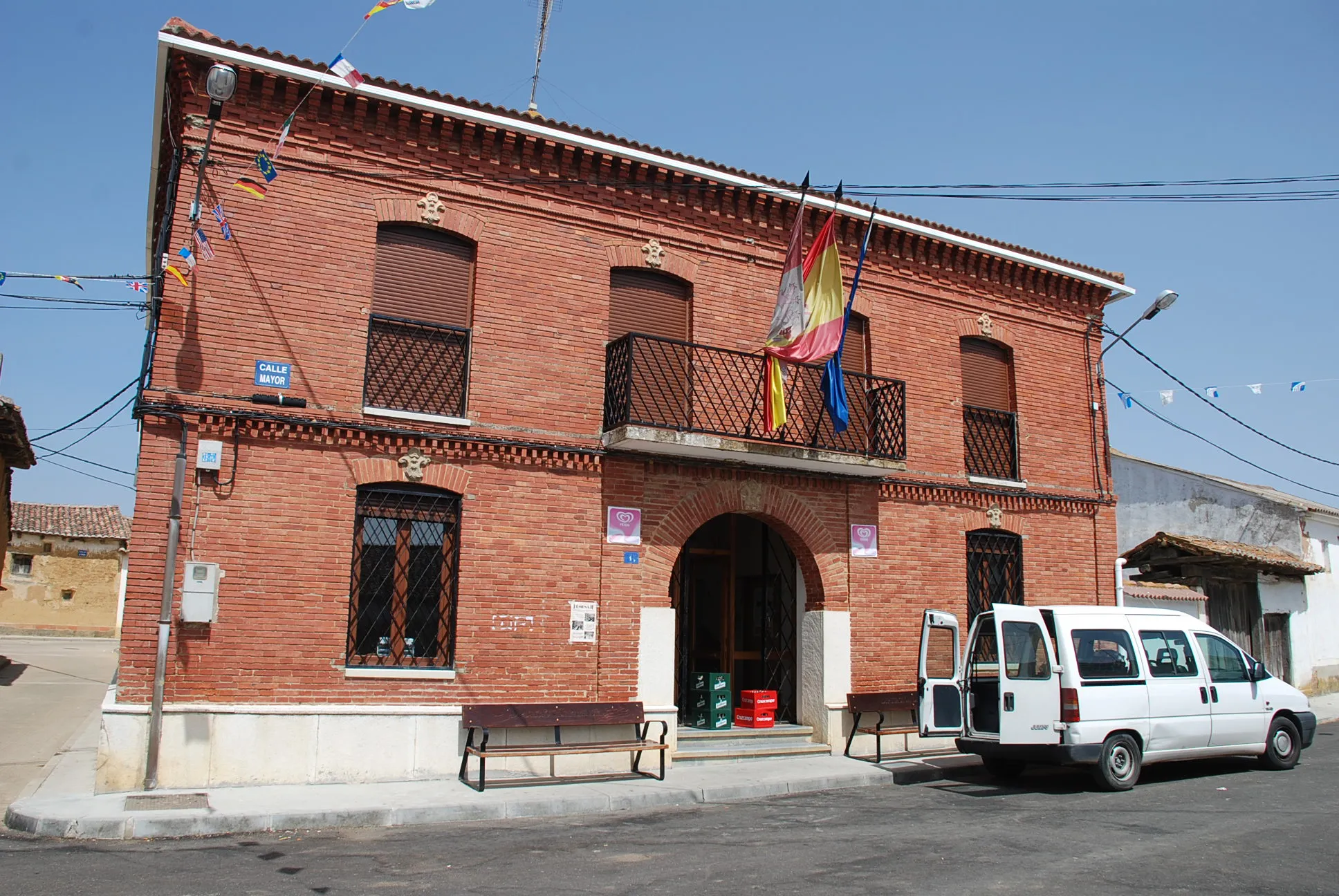 Photo showing: Town hall of Ayuela (Palencia, Castile and León).