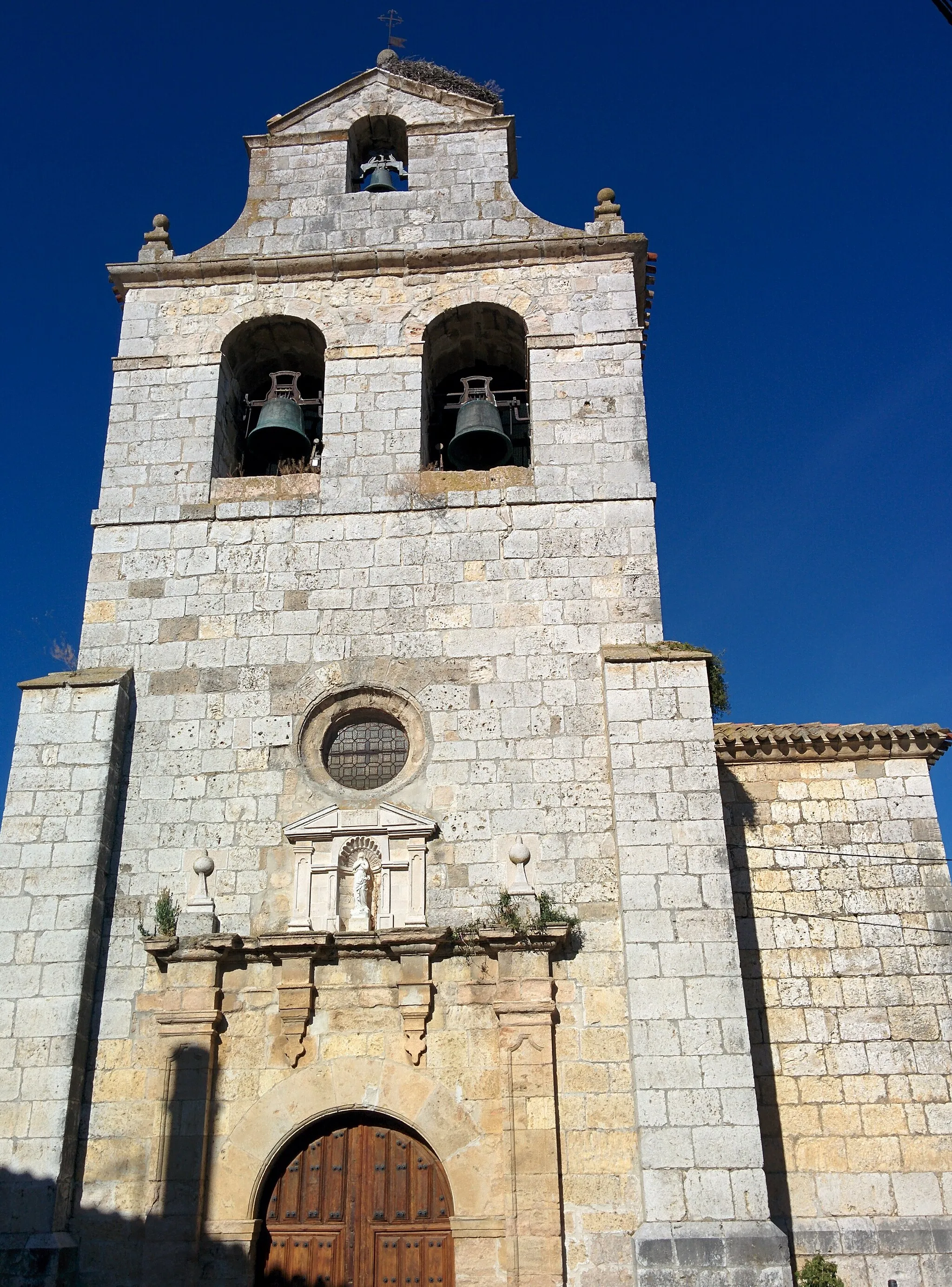 Photo showing: Iglesia de Nuestra Señora de la Asunción, en Villaviudas (Palencia, España).