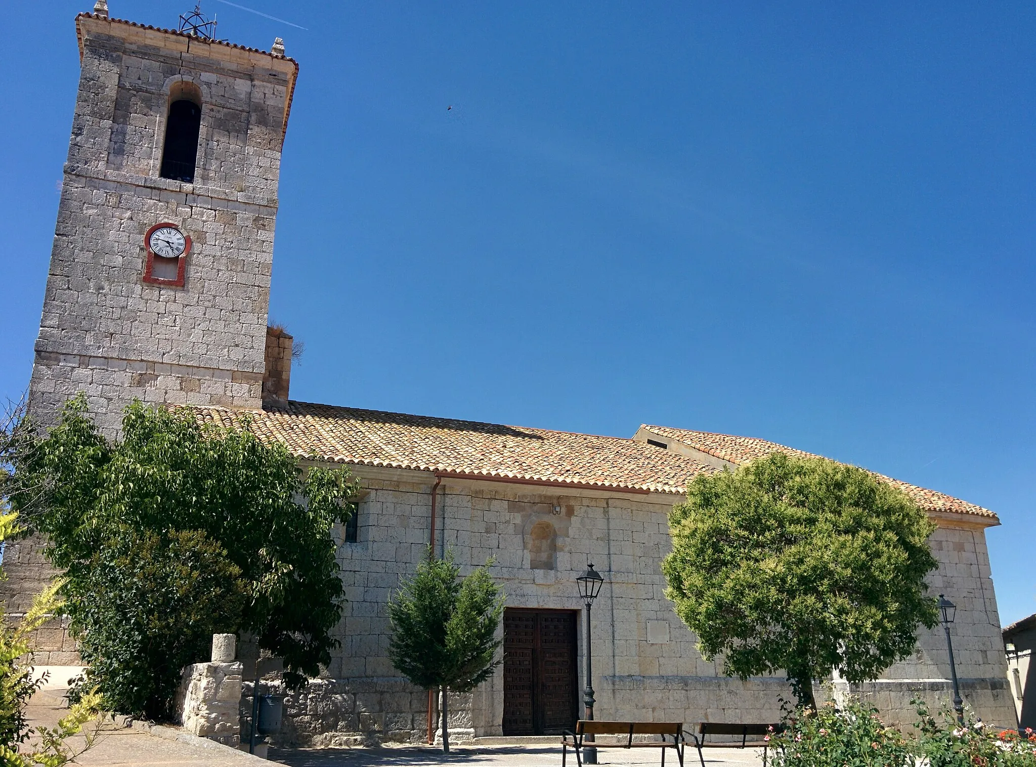 Photo showing: Iglesia de Santa María del Cortijo, en Alba de Cerrato (Palencia, España).