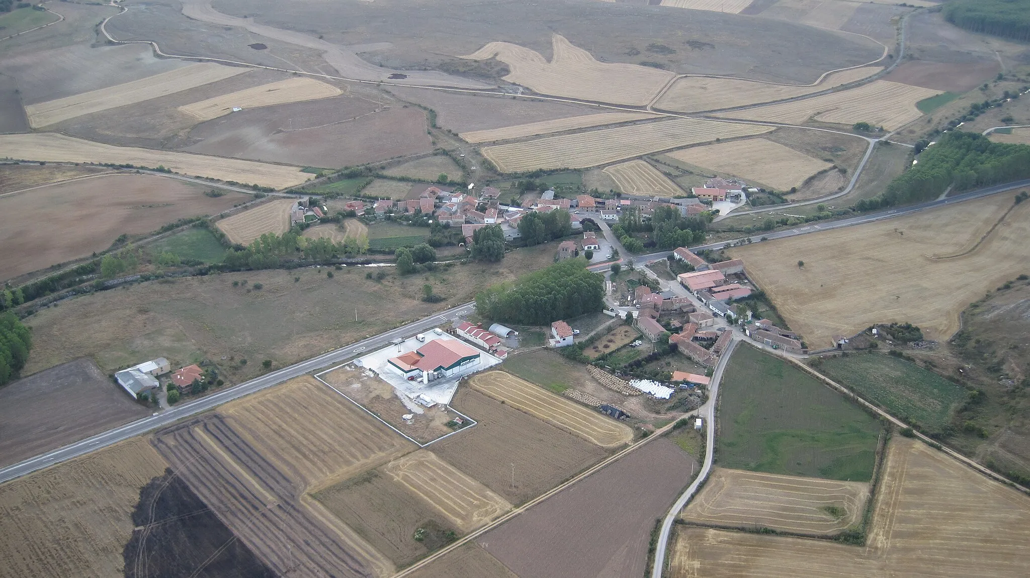 Photo showing: Vista aérea de Nestar (Aguilar de Campoo, Palencia, España)