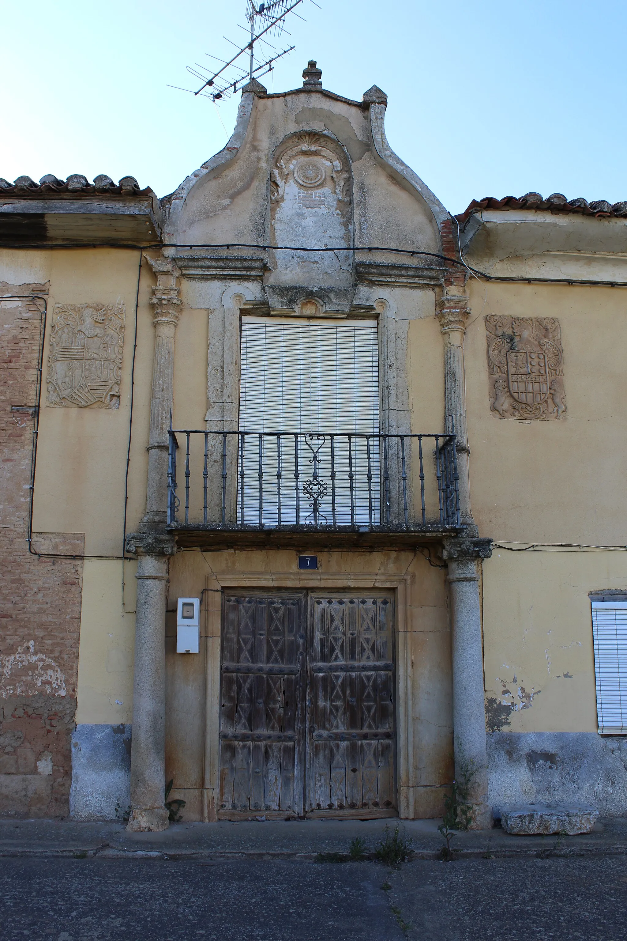 Photo showing: Casa señorial de Pajares de los Oteros