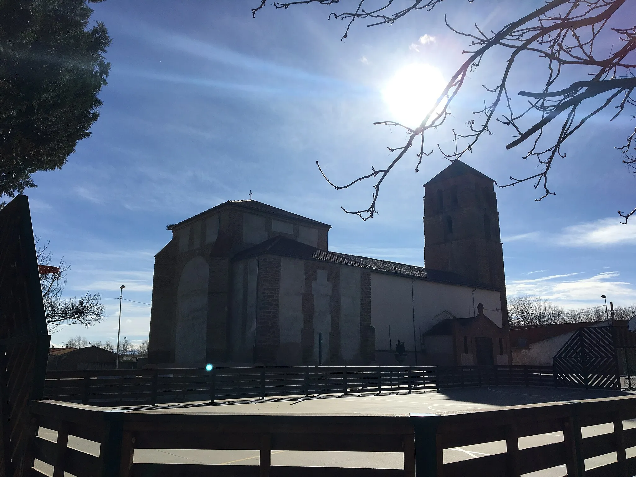 Photo showing: Iglesia de Santa María Magdalena, en Villaornate (León, España).