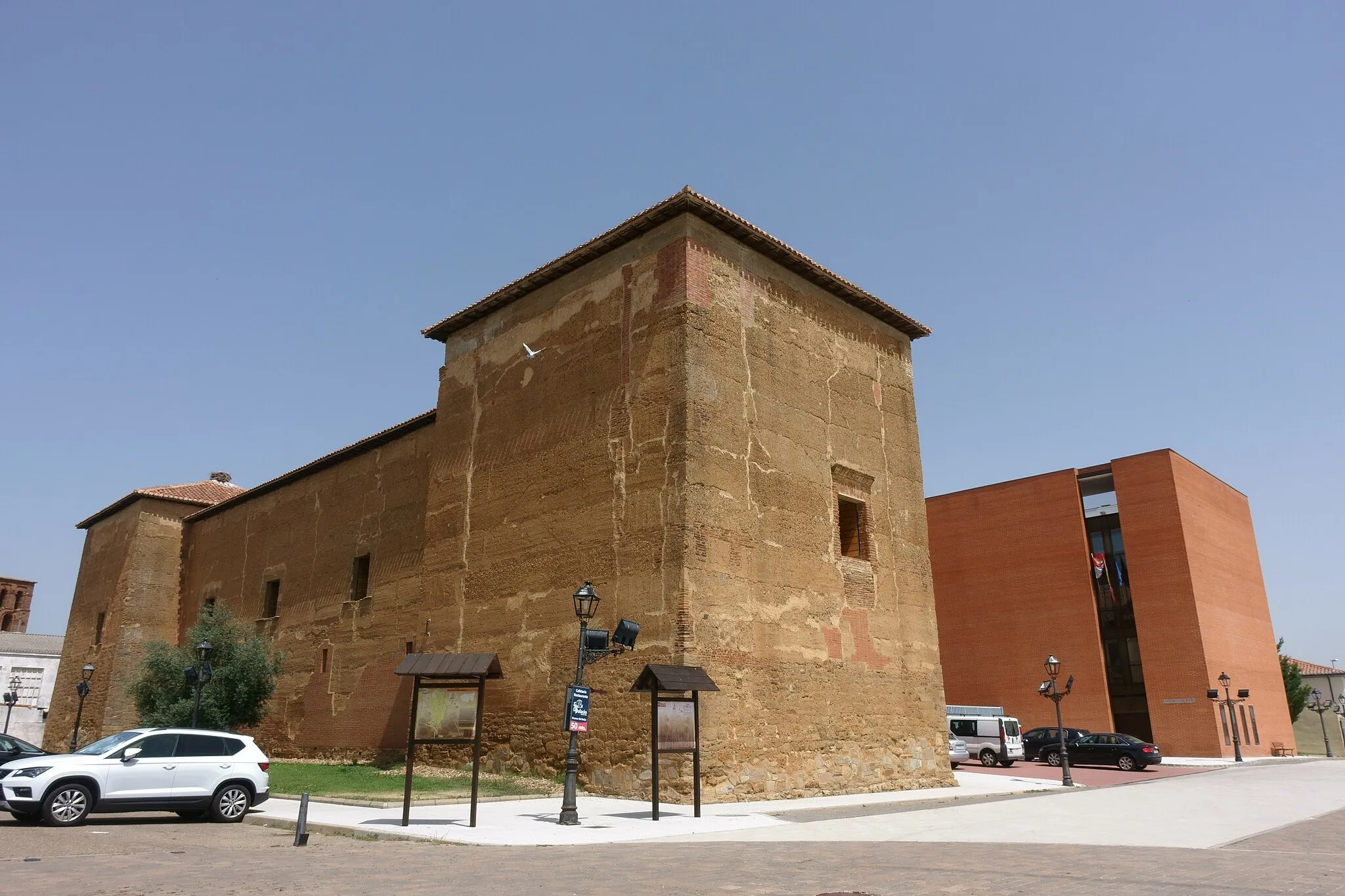 Photo showing: Palacio de los Guzmanes, en Toral de los Guzmanes (León, España).