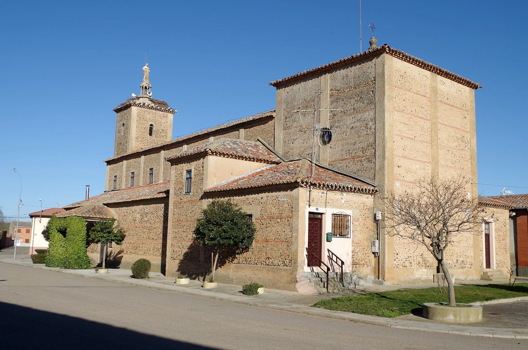 Photo showing: Church in Villamandos (León, Spain).