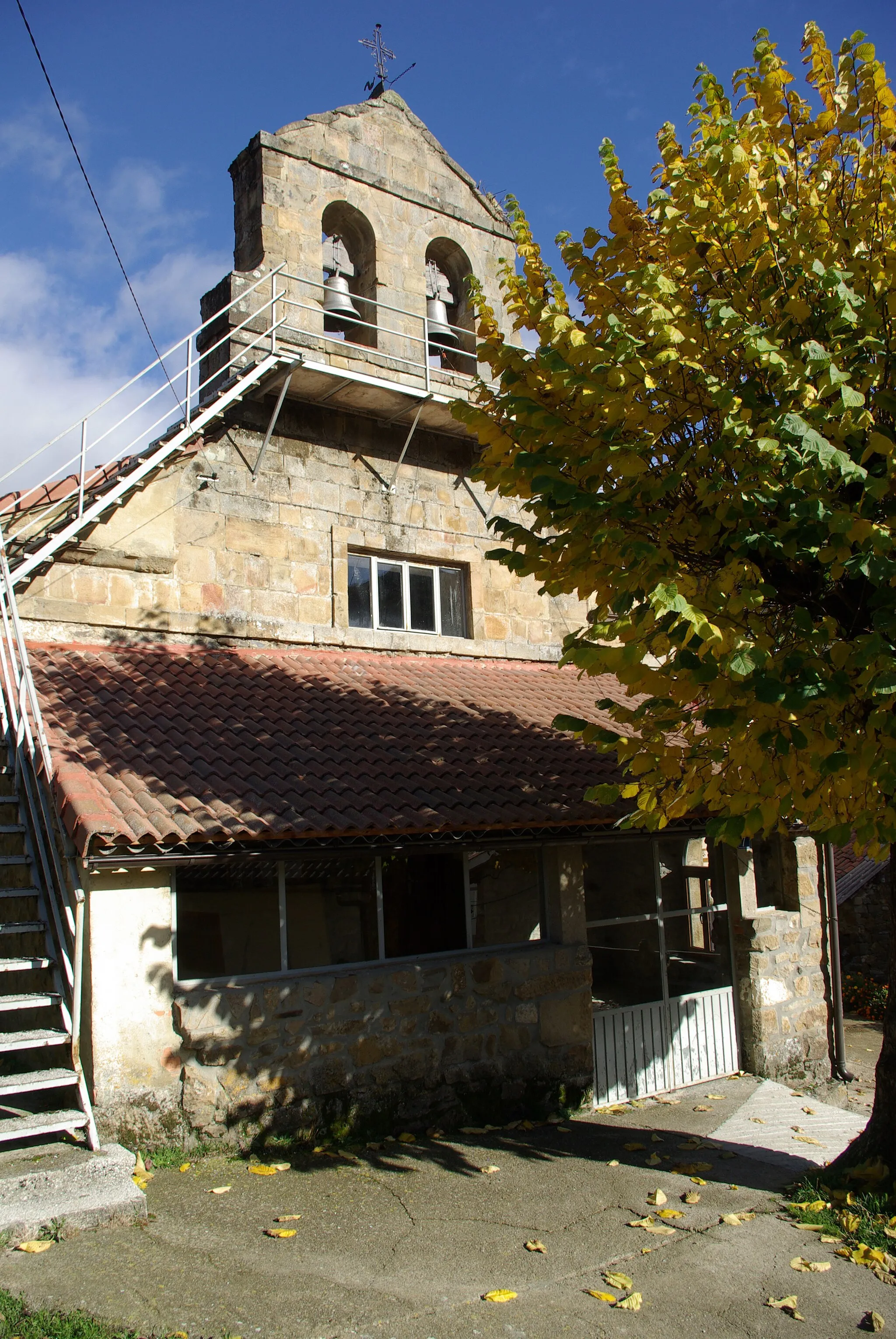 Photo showing: Siero de la Reina parish church, Boca de Huérgano (León, Spain).