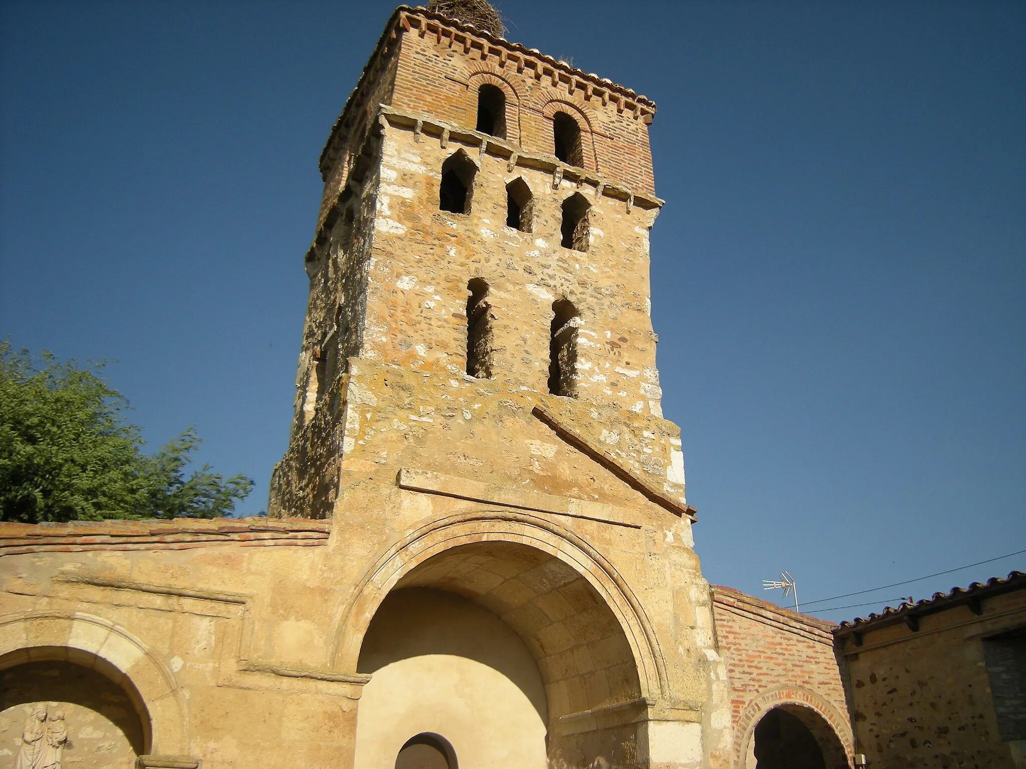 Photo showing: Iglesia de Santo Tirso de Villahibiera