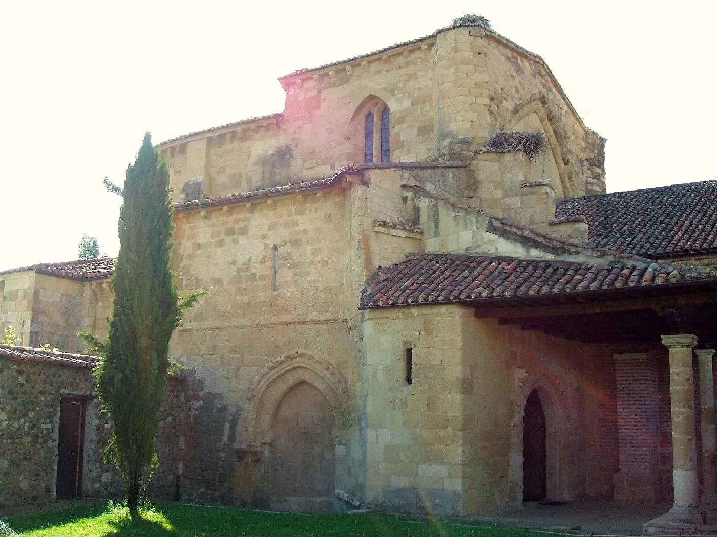 Photo showing: Monasterio cisterciense de Santa María la Real de Gradefes (provincia de León)