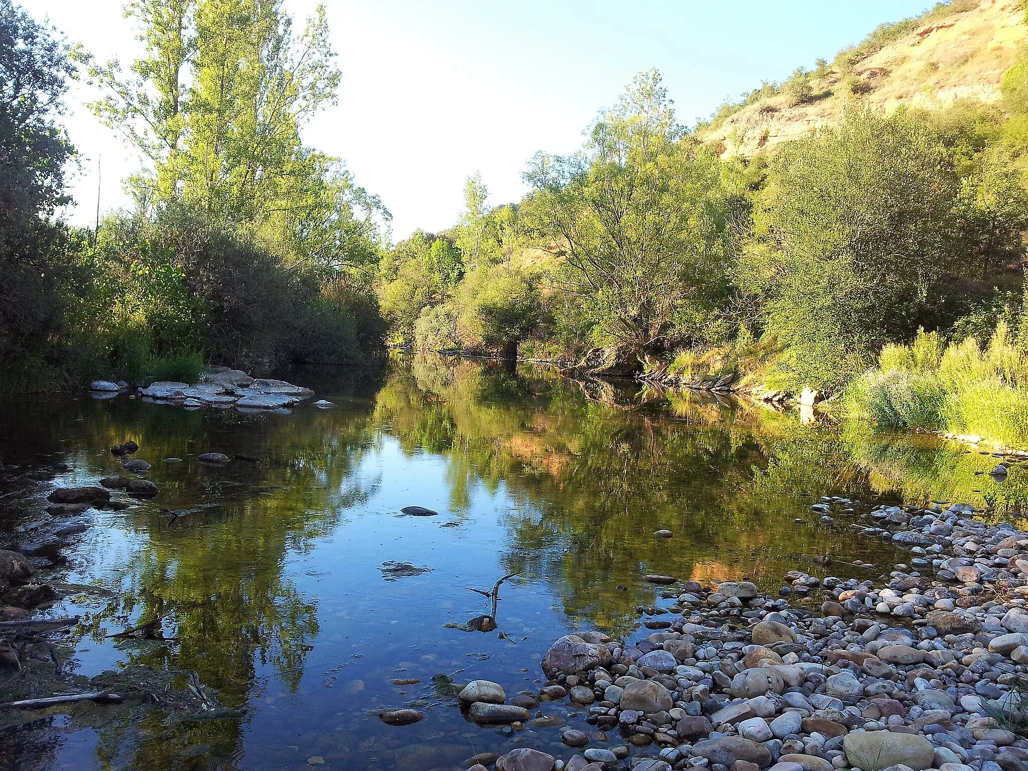 Photo showing: Vista del pozo del río Curueño en Gallegos