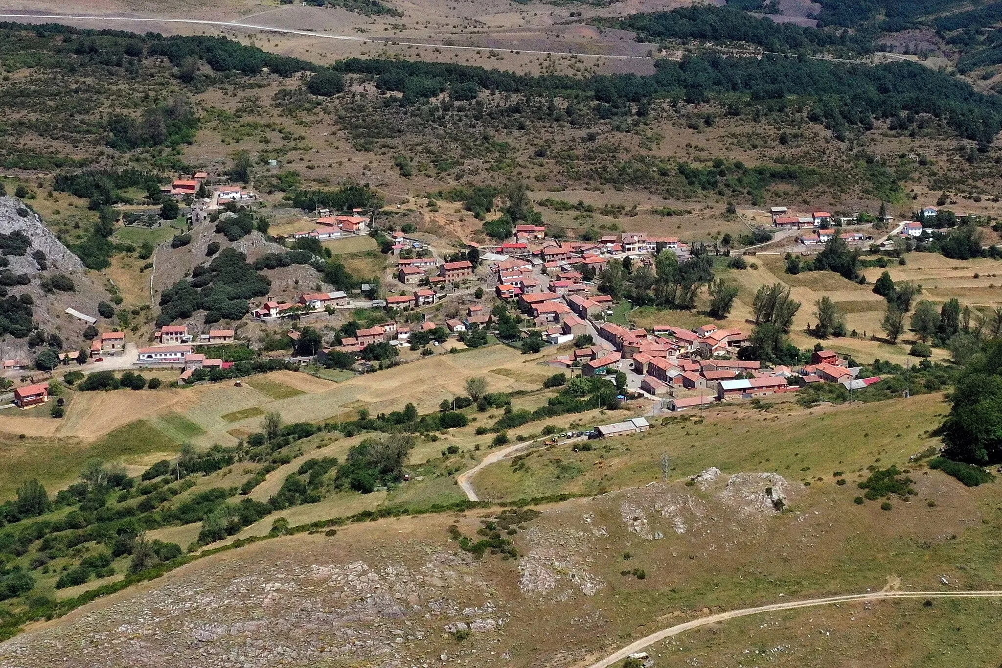 Photo showing: Llombera desde el sur. La Pola de Gordón, León, España. Imagen recortada de esta original.