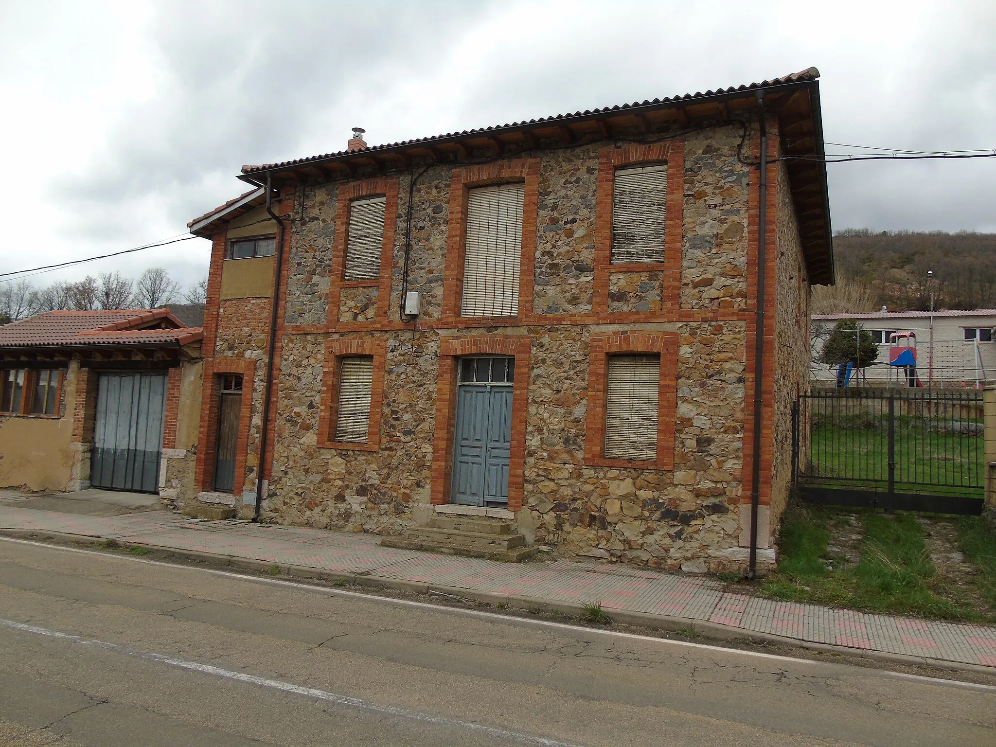Photo showing: Brugos de Fenar, en La Robla, León, España.