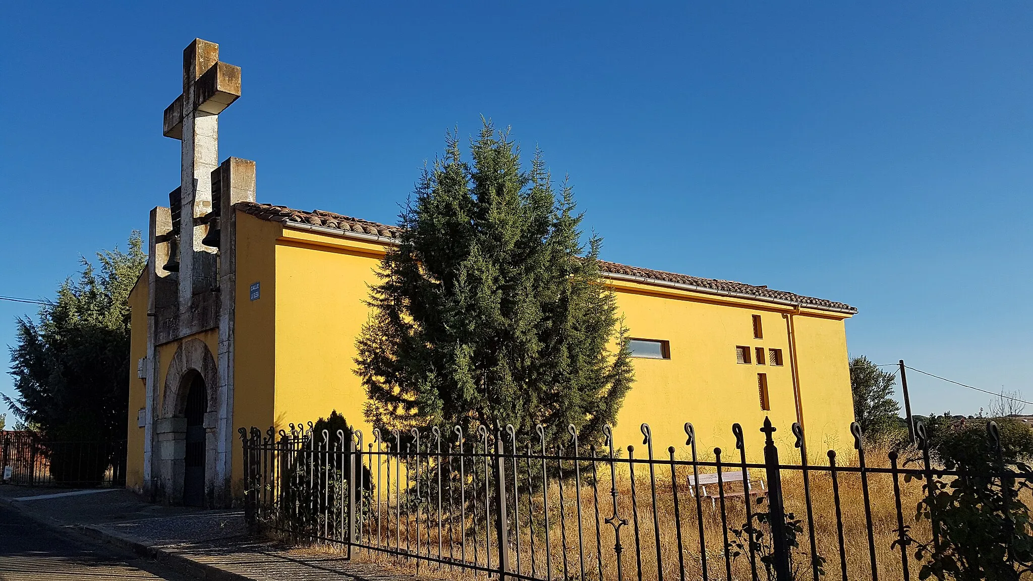 Photo showing: Iglesia de San Juan y San Blas de Villalboñe