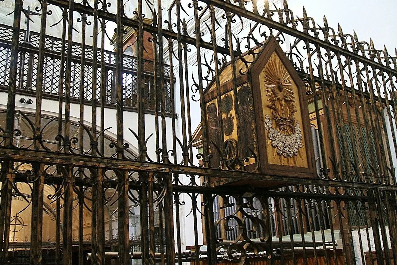 Photo showing: Reja del coro de las monjas, en la iglesia del Real Monasterio de Nuestra Señora de la Consolación (MM Clarisas Franciscanas), Calabazanos, Palencia, Castilla y León, España