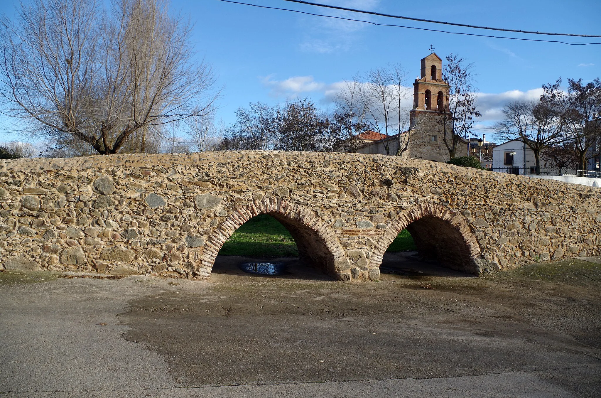 Photo showing: Medieval bridge in Saelices el Chico. Salamanca, Spain.
