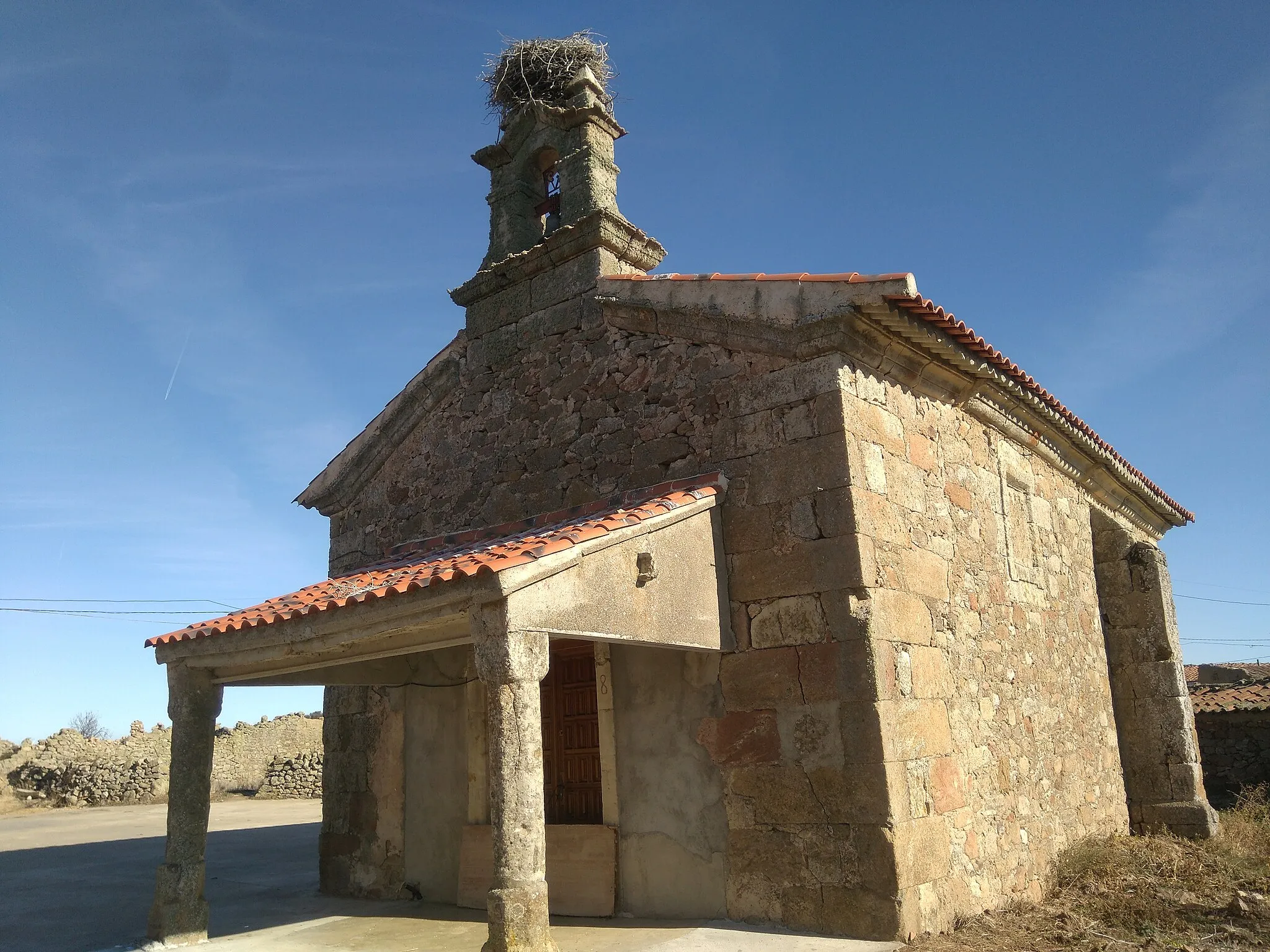 Photo showing: Ermita de Palacinos, pedanía de Añover de Tormes. Construcción en piedra, en buen estado de conservación.