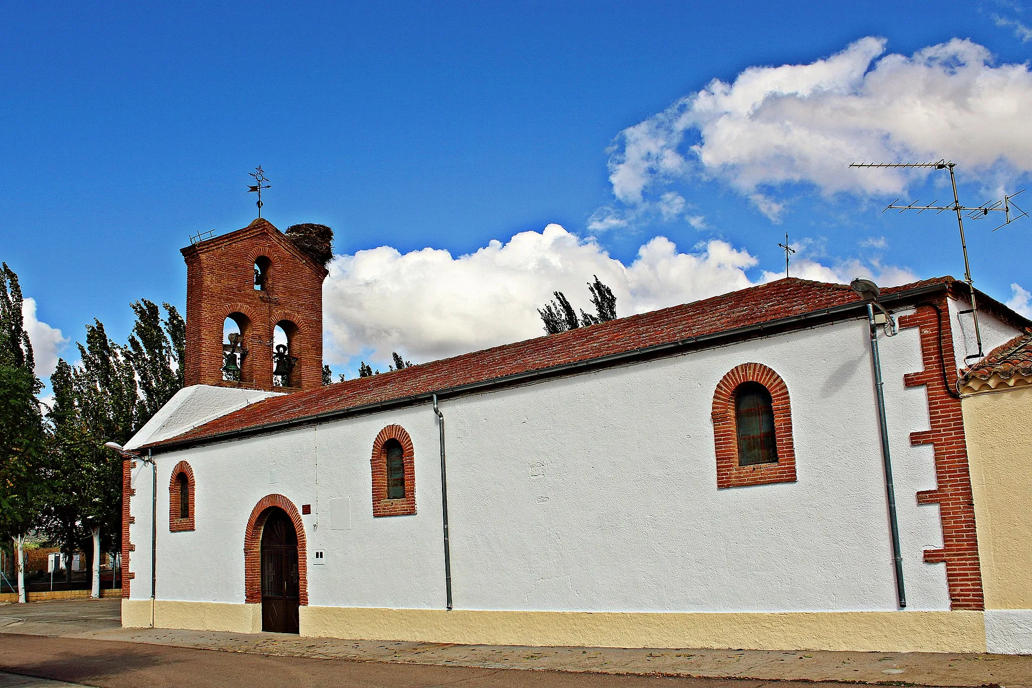 Photo showing: Éjeme municipio de la comarca Tierra de Alba, provincia de Salamanca.