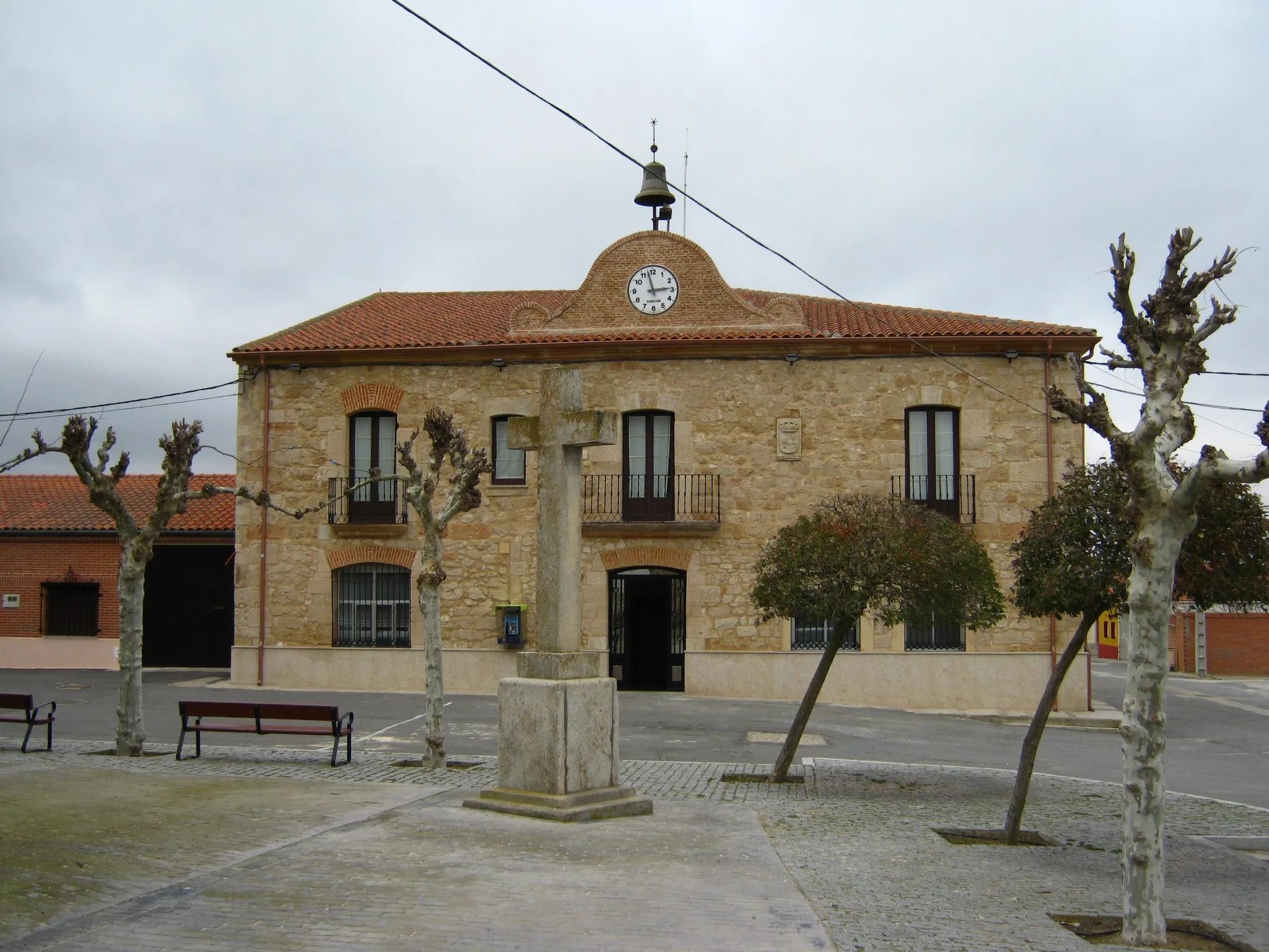 Photo showing: Casa consistorial de Villar de Gallimazo (Provincia de Salamanca, España)