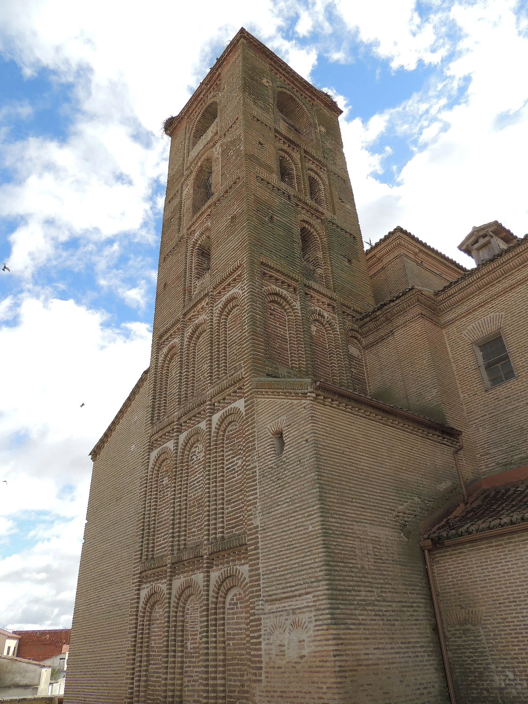 Photo showing: Torre de la iglesia de San Andrés en Rasueros