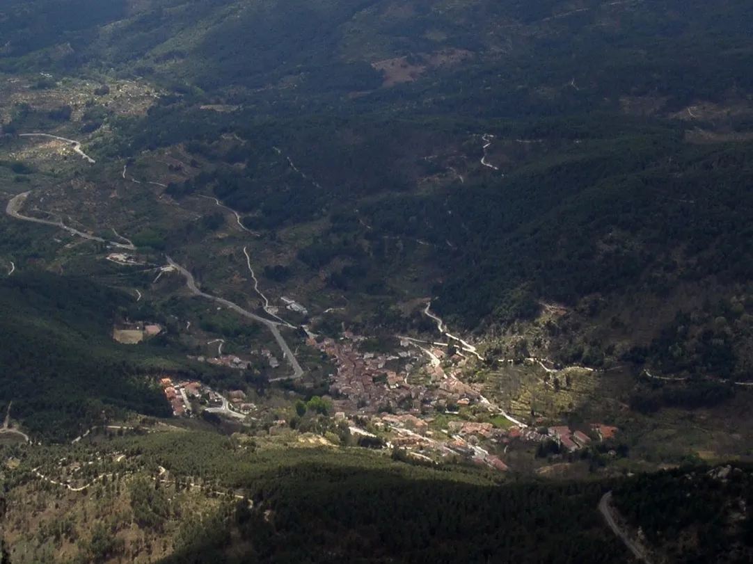 Photo showing: View of Cuevas del Valle