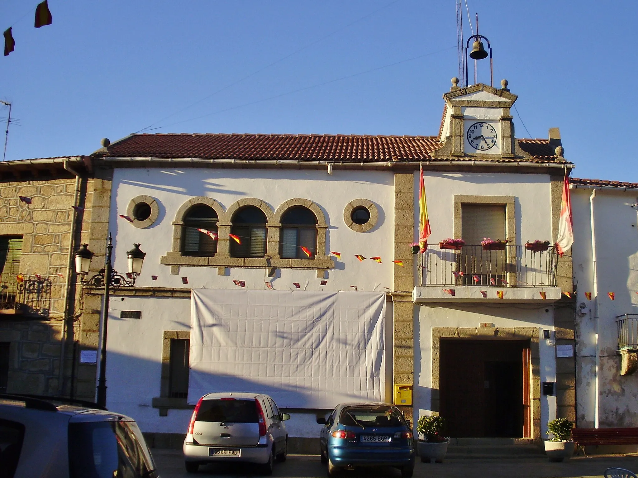 Photo showing: Town hall of Santa María del Tiétar