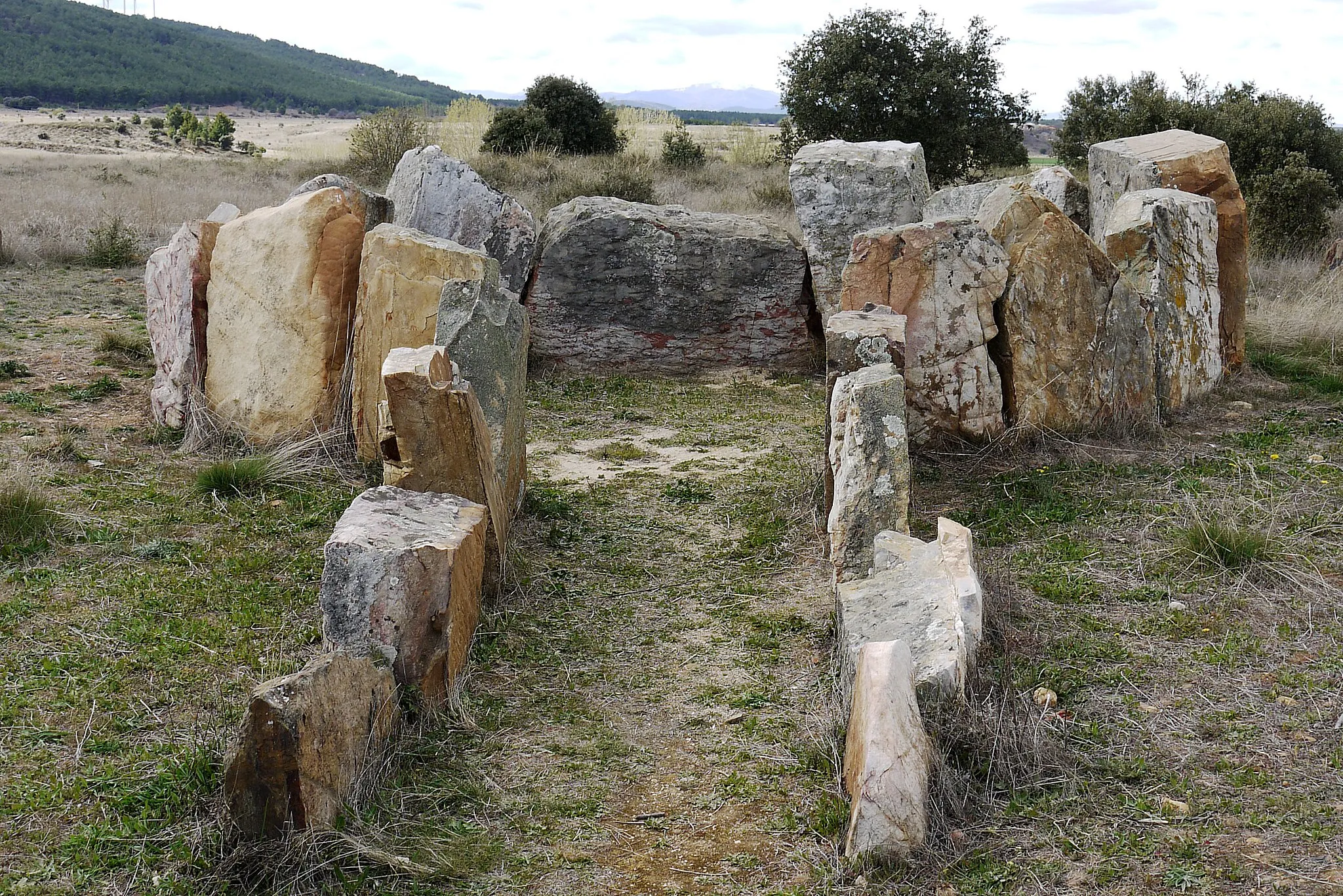 Photo showing: Dolmen "El Casetón de los Moros" at Arrabalde, Zamora, Spain.