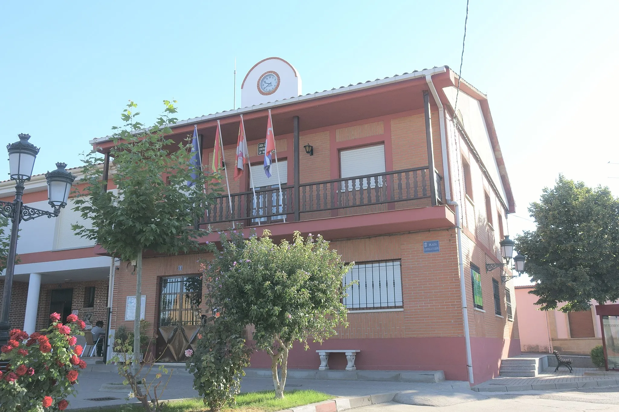 Photo showing: Casa consistorial de Villabuena del Puente (Zamora, España).