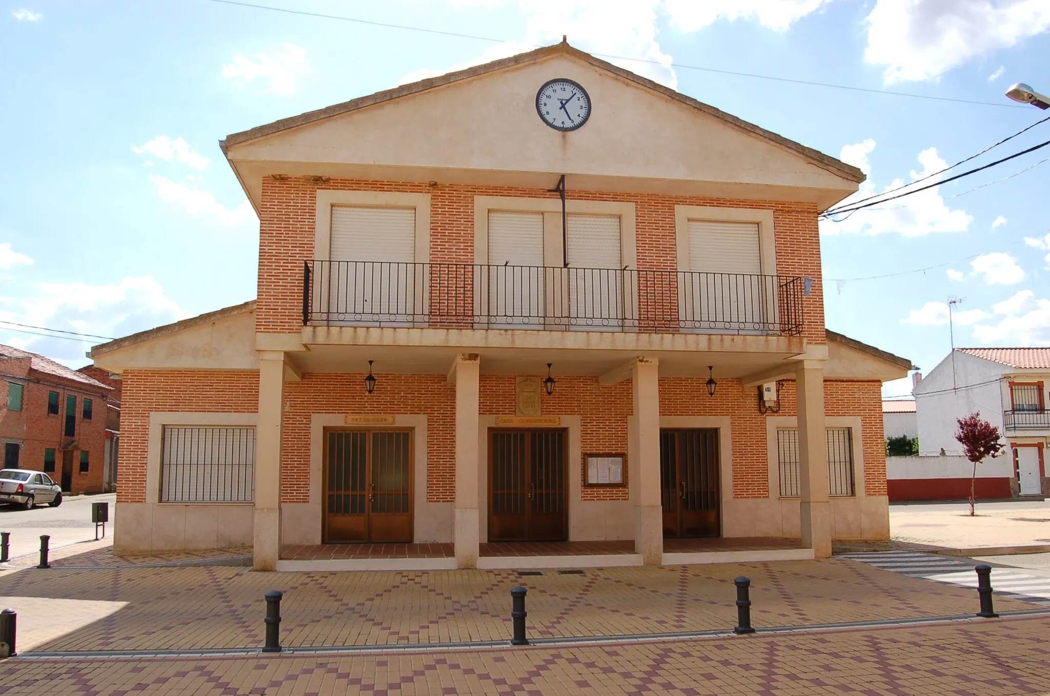 Photo showing: Casa consistorial Arcos de la Polvorosa