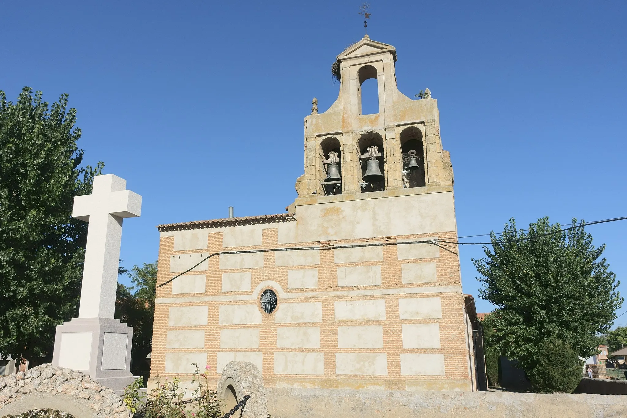 Photo showing: Iglesia de San Juan Bautista, La Bóveda de Toro (Zamora, España).
