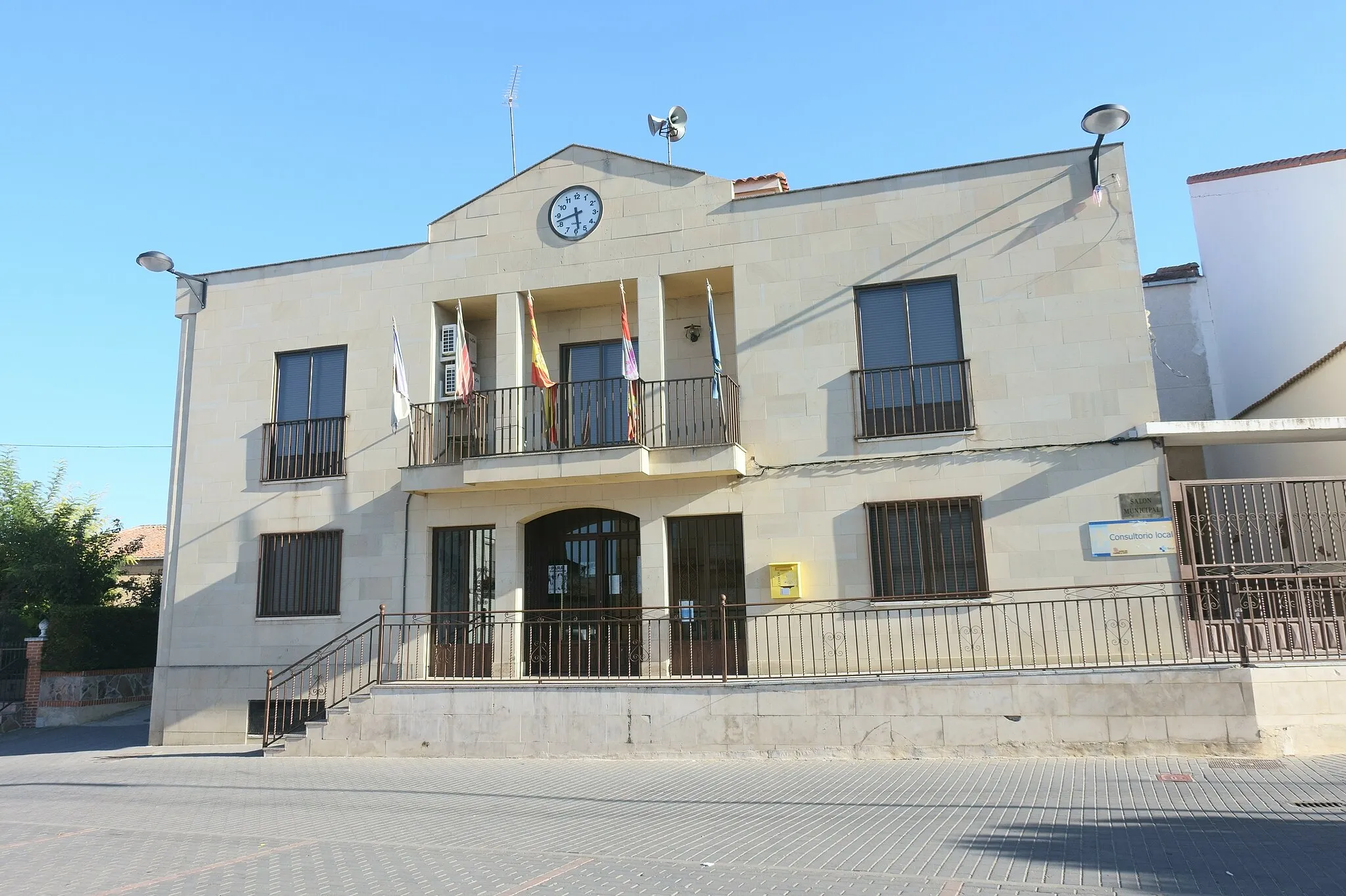 Photo showing: Casa consistorial de La Bóveda de Toro (Zamora, España).