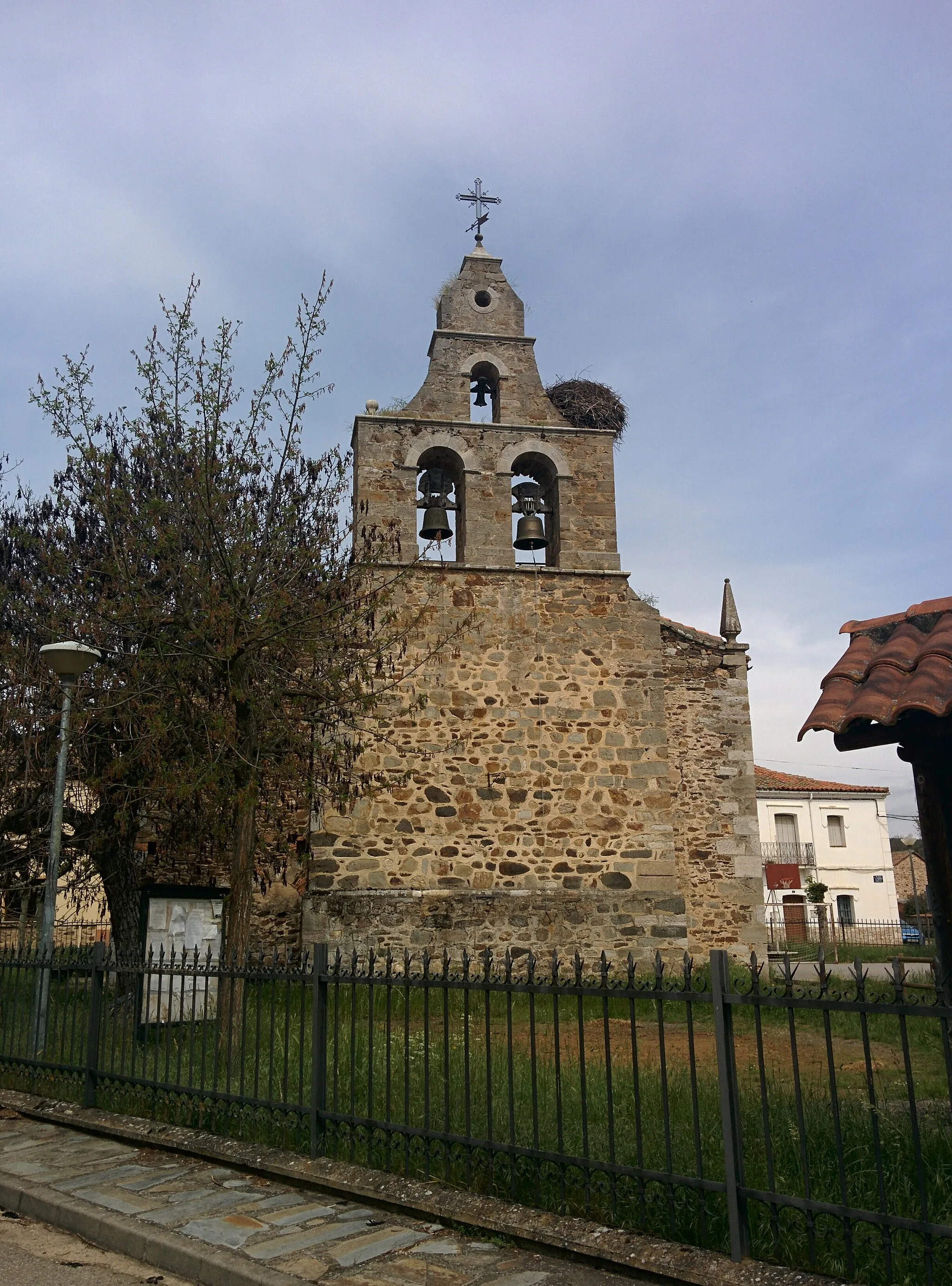 Photo showing: Iglesia de la Inmaculada Concepción, en Santa María de Ordás (León, España).