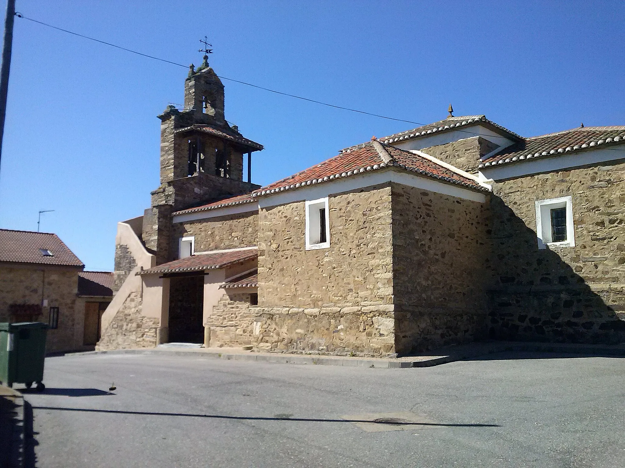 Photo showing: Piedralba, en el municipio de Santiago Millas (León, España).