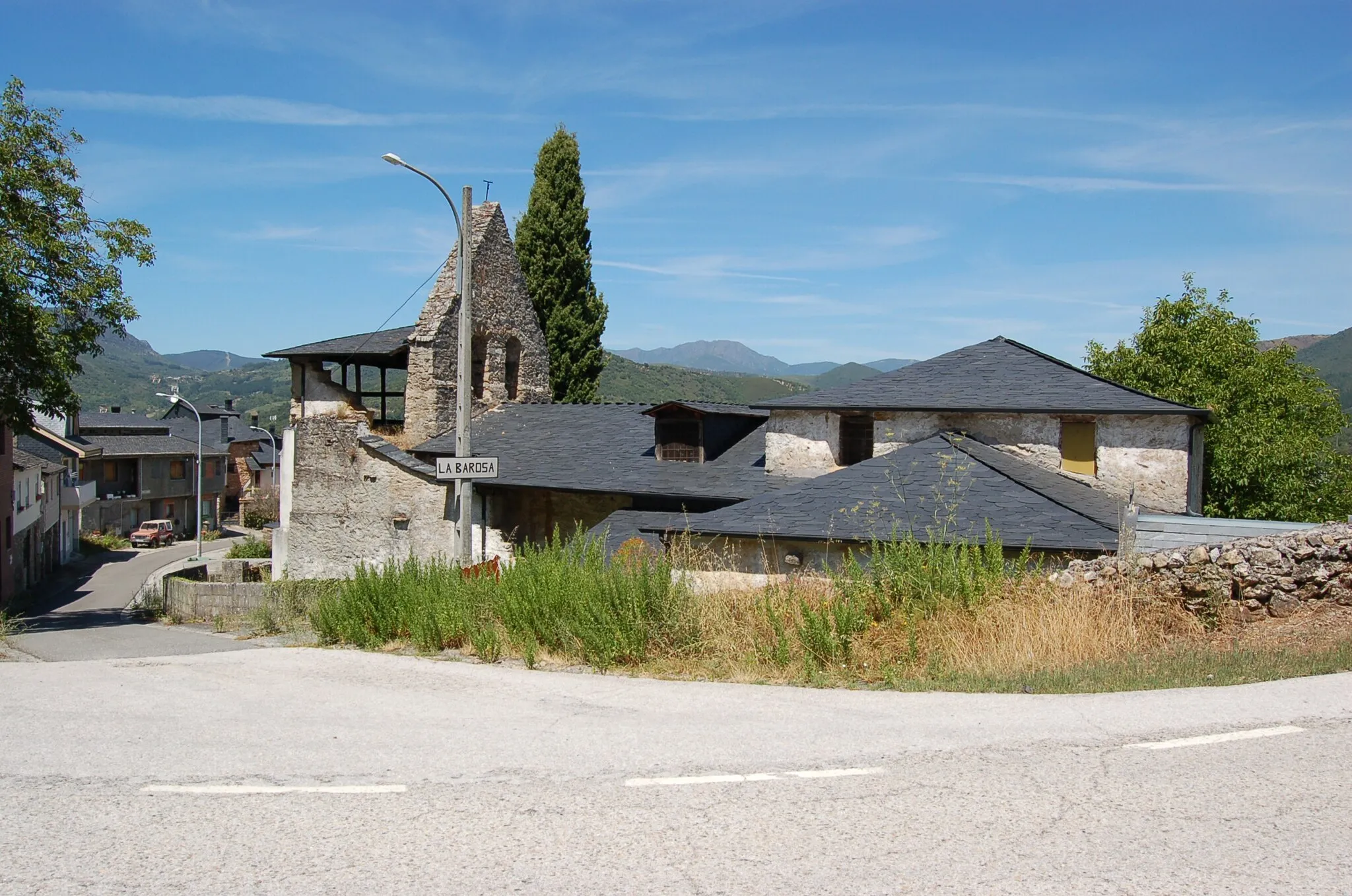 Photo showing: Igrexa da Barosa, Carucedo