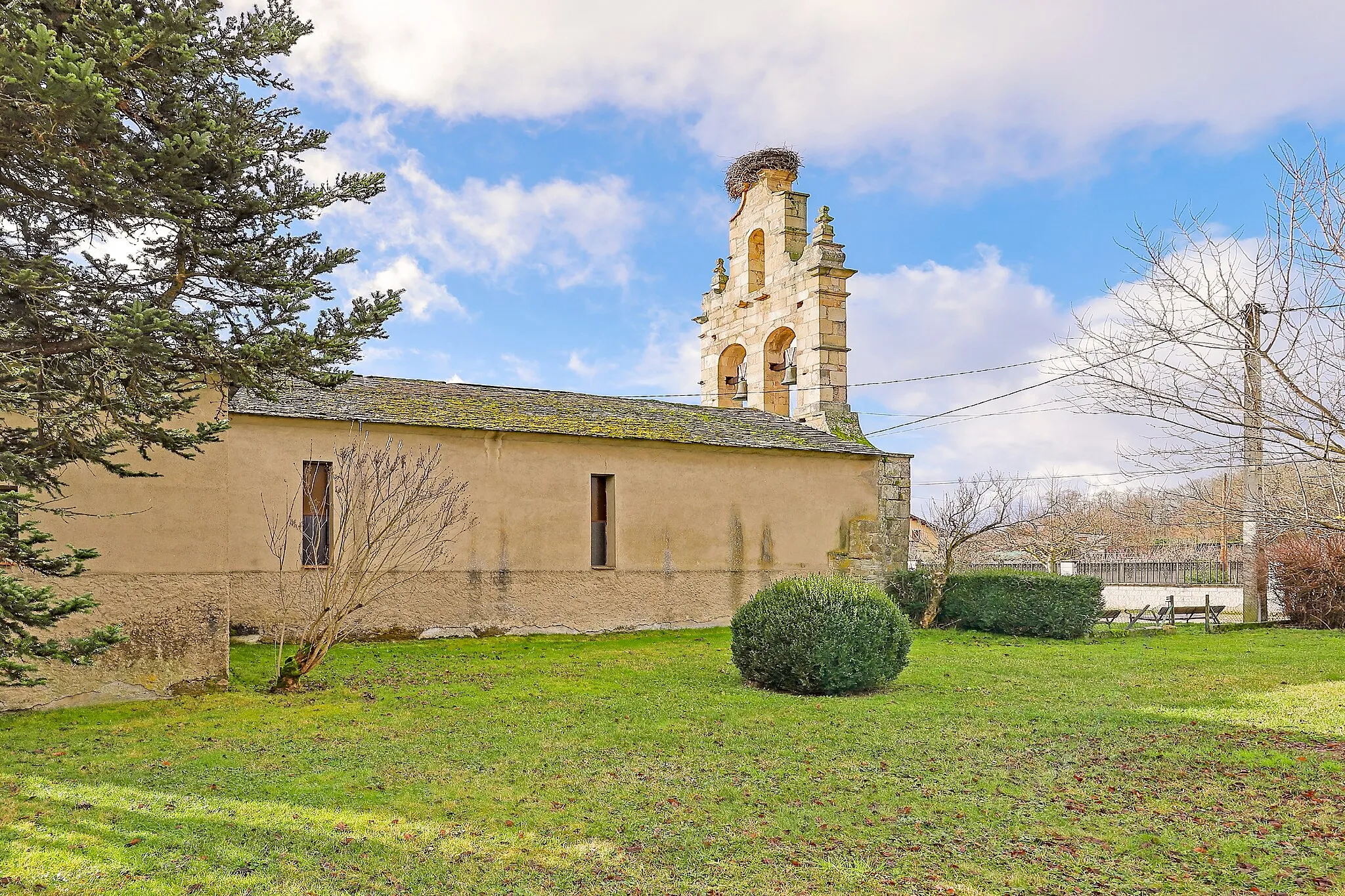 Photo showing: Hervededo es una localidad que pertenece al municipio de Camponaraya, comarca de El Bierzo, provincia de León.