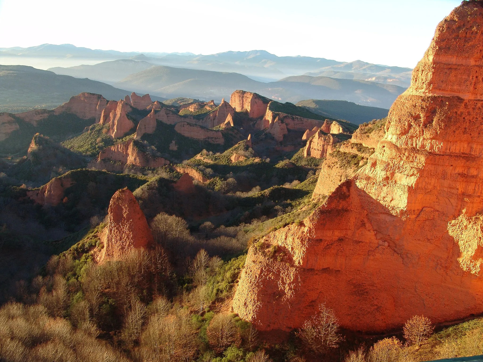 Photo showing: Las Médulas, province of León, Spain.