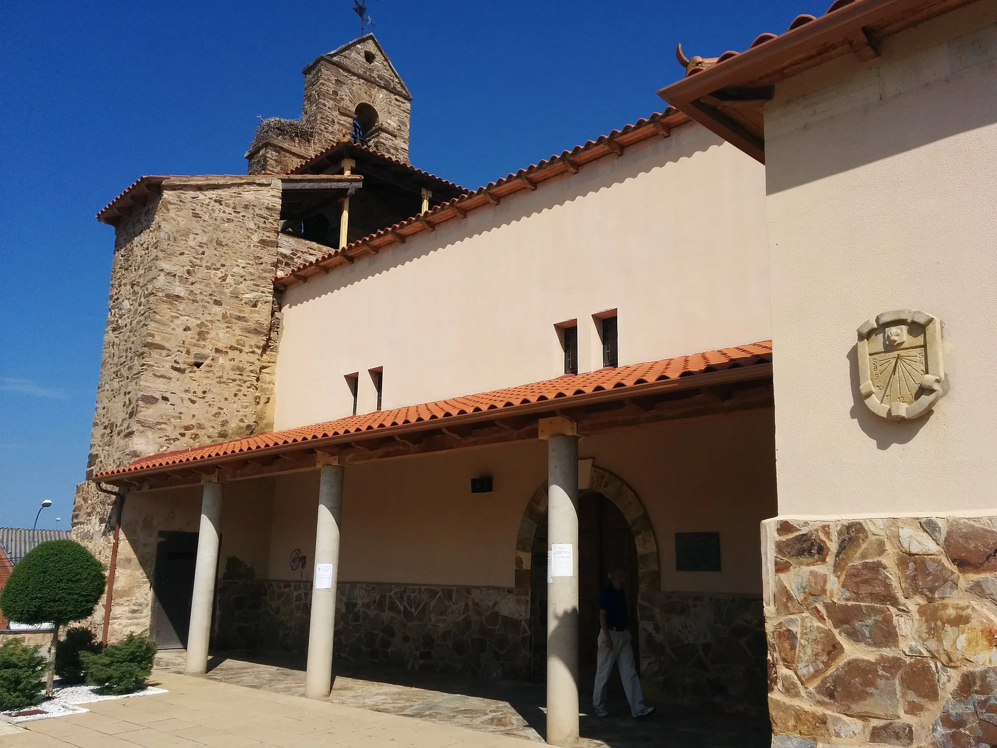 Photo showing: Iglesia de Valdefuentes del Páramo