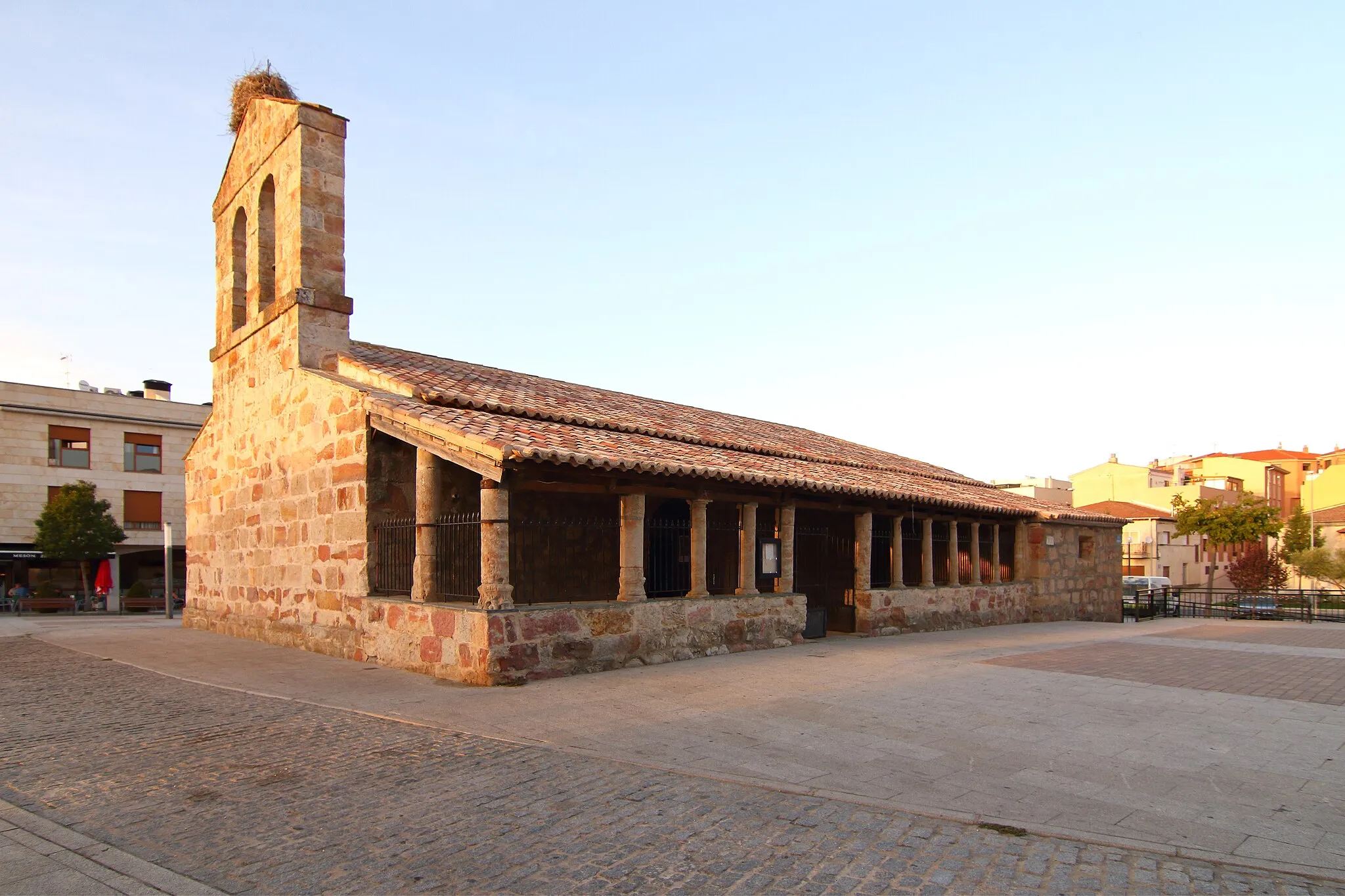 Photo showing: Iglesia de Ntra. Sra. de la Asunción en Carbajosa de la Sagrada
