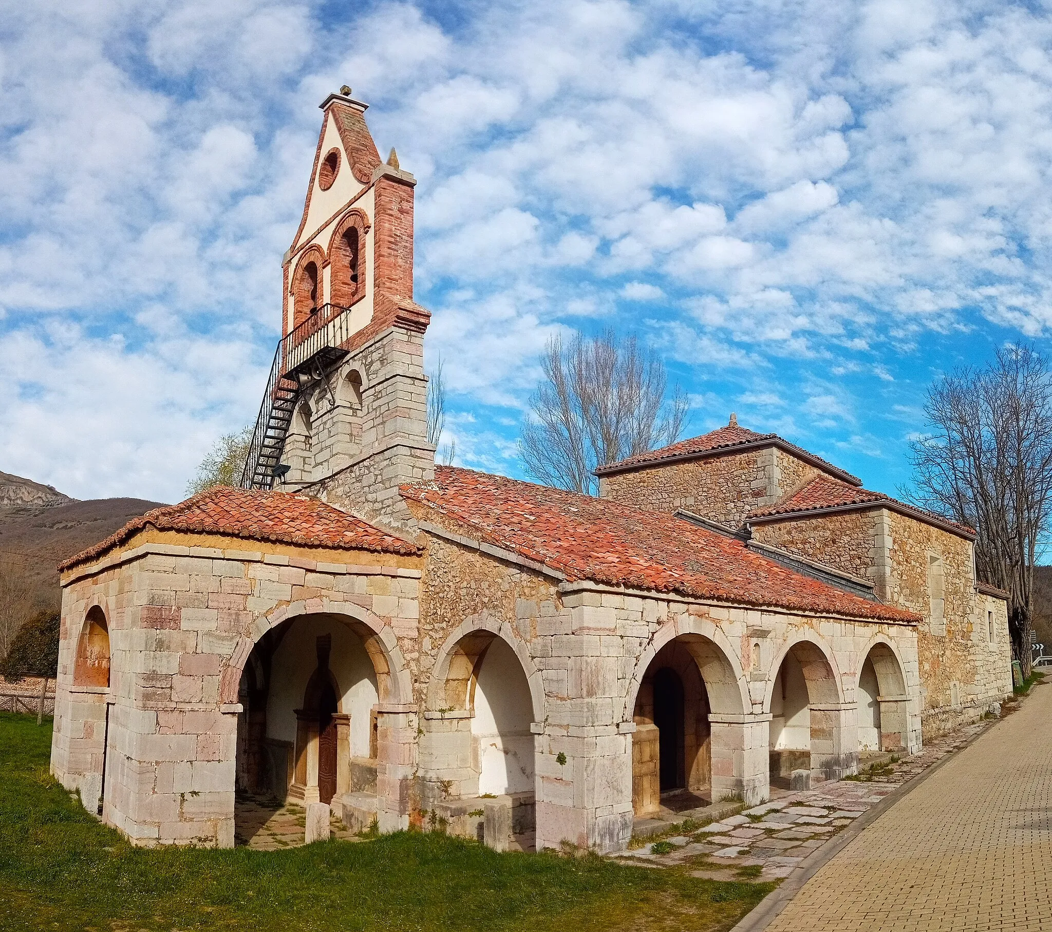 Photo showing: Ermita del Buen Suceso, Peredilla, León , España