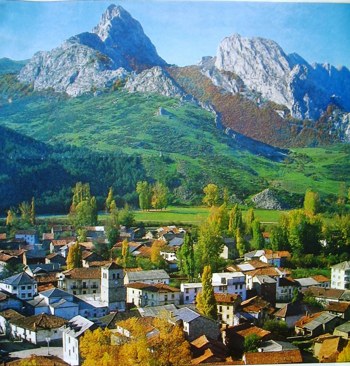 Photo showing: Imagen del pueblo de Riaño